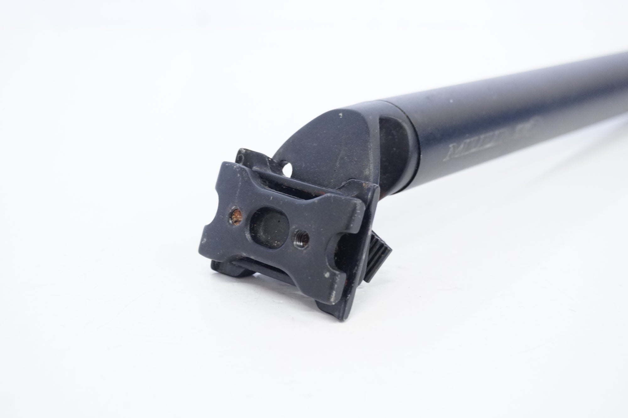 MUUR ZER 「ミュールゼロ」 φ31.6 350mm シートポスト / 浜松店