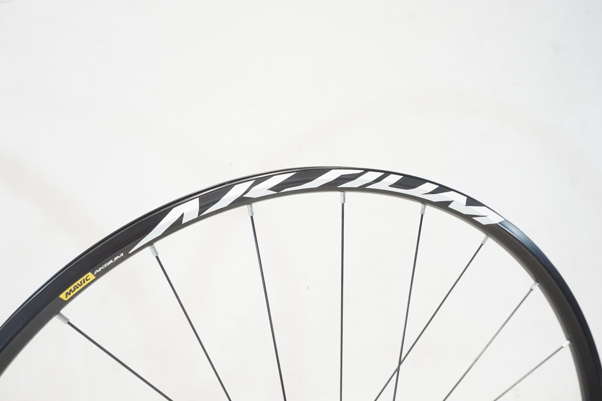 マビック アクシウ厶 Disc ホイール MAVIC AKSIUM シマノ11s