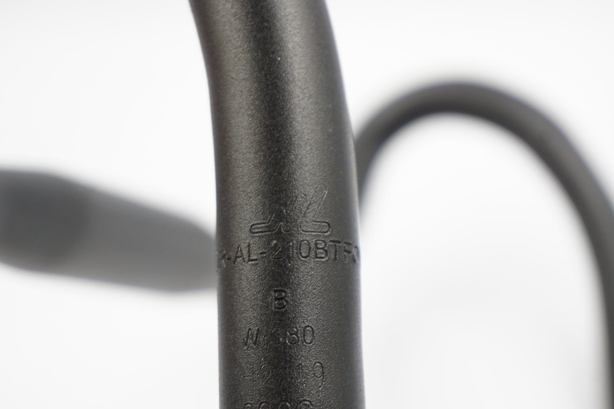 HL 「エイチエル」 Φ31.8 380mm ハンドル / 奈良店