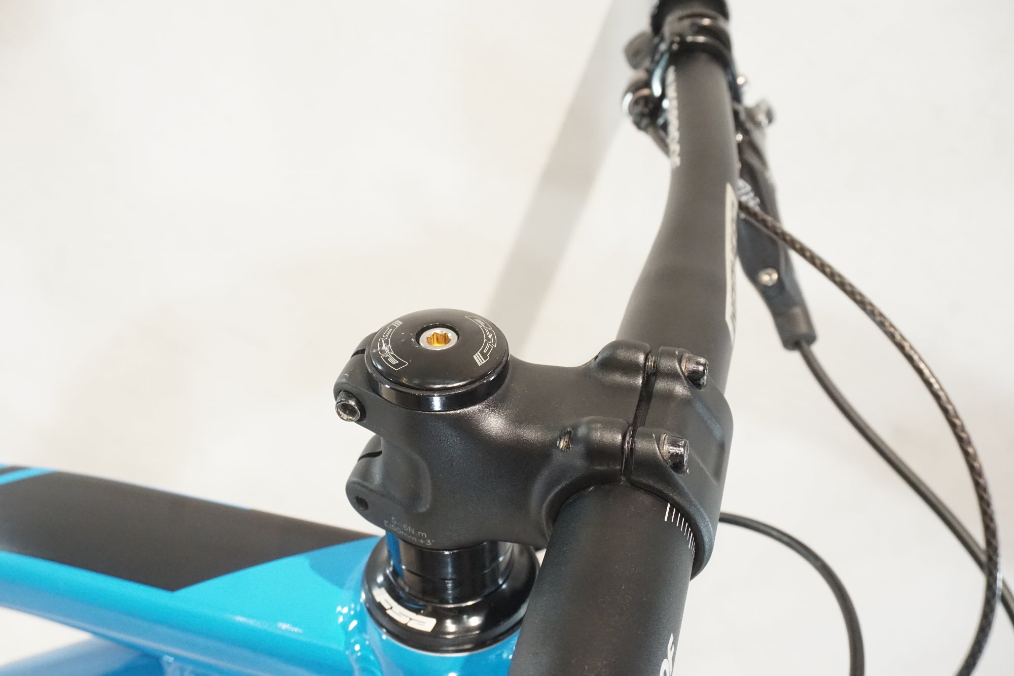 VITUS 「ビチュー」 ESCARPE 29 VR 2018年モデル 29インチ マウンテンバイク / 横浜戸塚店
