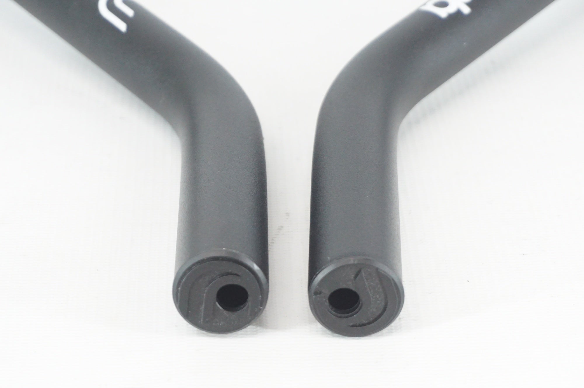 DEDA 「デダ」 PARABOLICA UNO Φ31.7 DHバー / 阪急塚口店