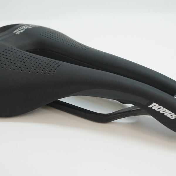 SELLE ITALIA 「セライタリア」 NOVUS サドル / 福岡アイランド SELLE ITALIA 「セライタリア」 NOVUS サドル / 福岡アイランド