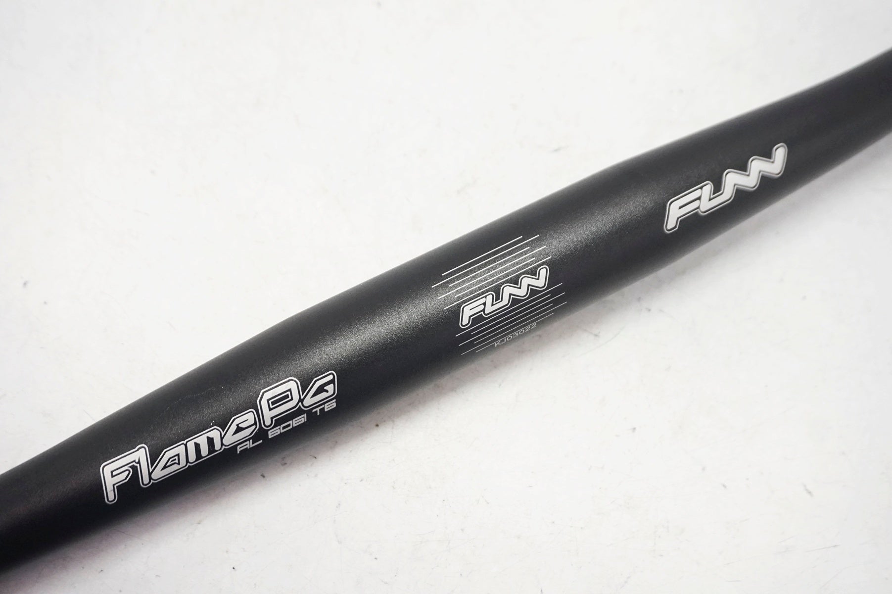 FUNN 「ファン」 FLAME PG Φ31.8 710mm ハンドル / 大阪門真店