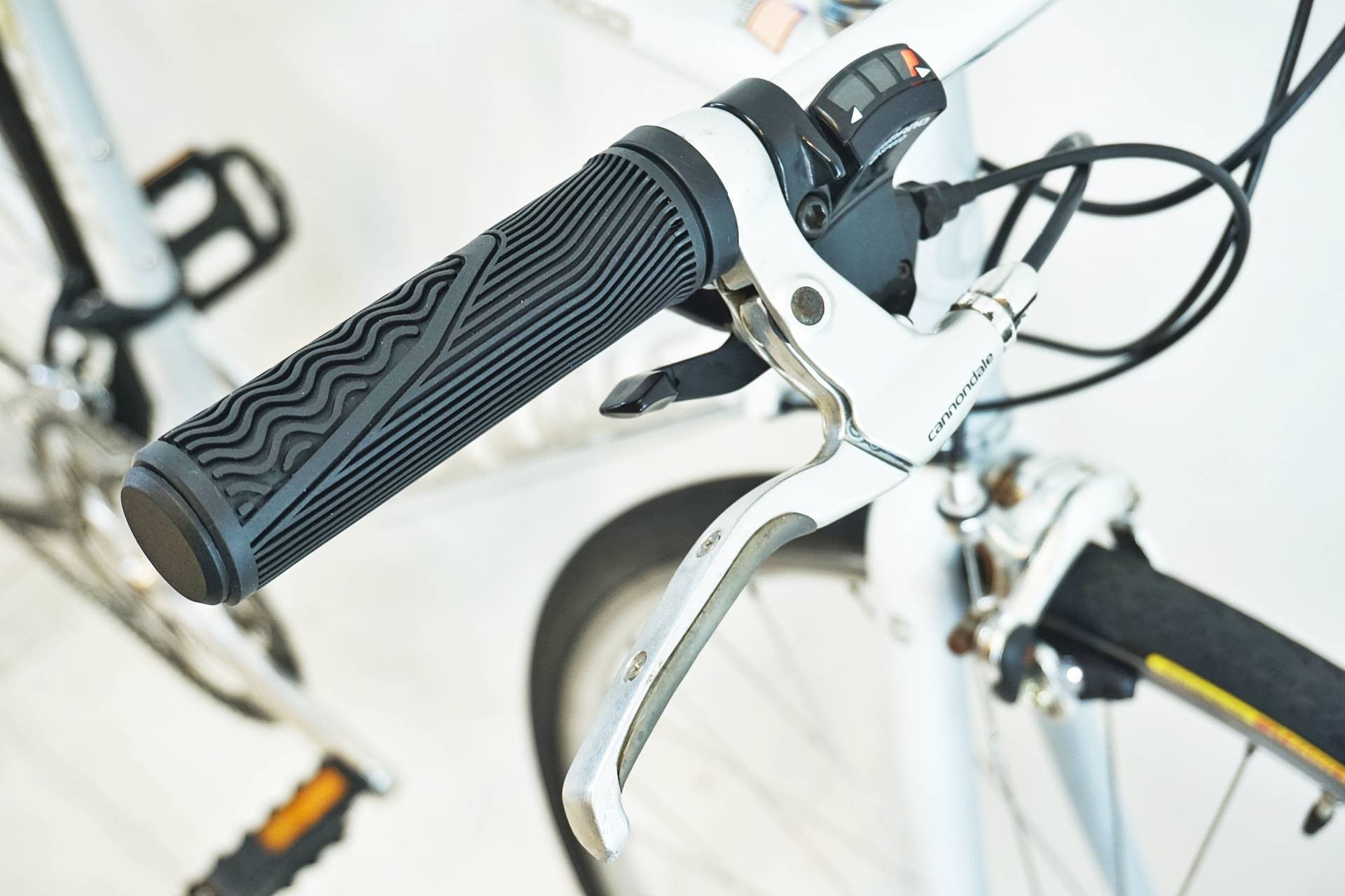 CANNONDALE 「キャノンデール」 ROAD WARRIOR 400 2005年モデル フラットバーロード / 有明ガーデン店