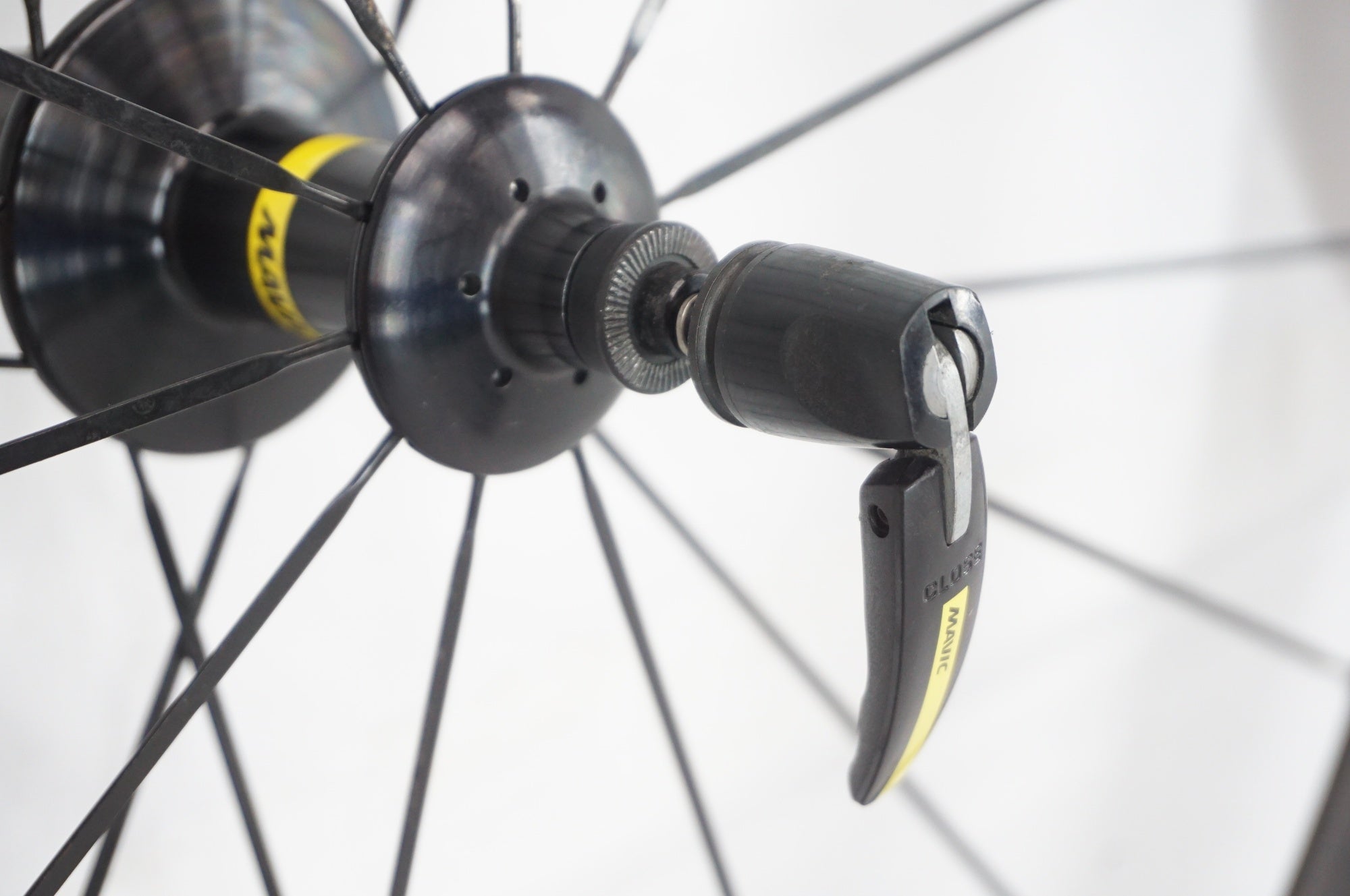 MAVIC COSMIC ELITEホイール(送料込み）　ほぼ新品タイヤ付き MAVIC COSMIC ELITEホイール(送料込み） ほぼ新品タイヤ付き