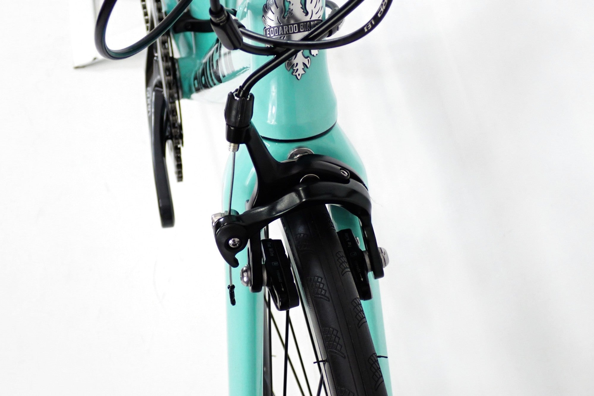 BIANCHI 「ビアンキ」 BERGAMO SORA 2025年モデル ロードバイク