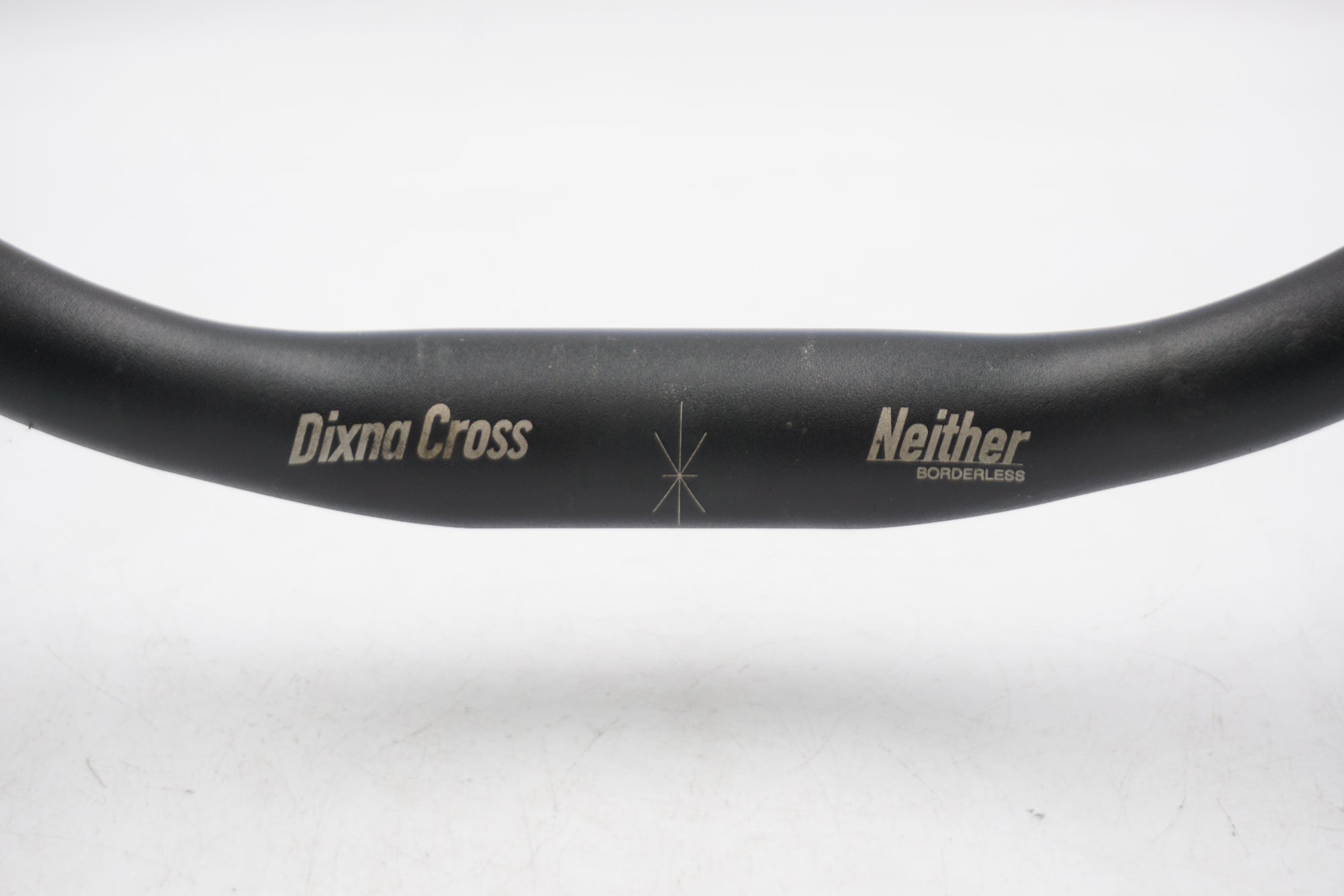 DIXNA 「ディズナ」 Cross Neither 430mm ハンドル / 奈良店