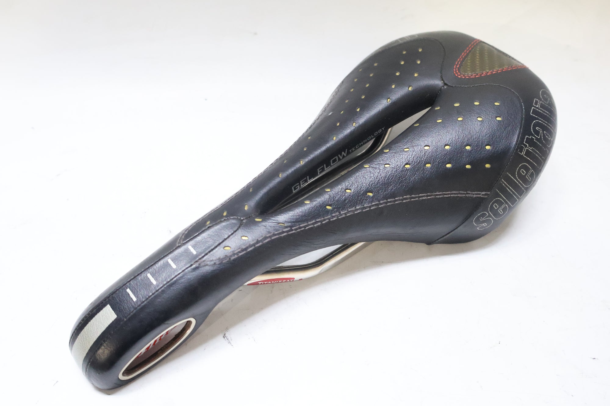 SELLE ITALIA 「セライタリア」 FLITE チタンレール サドル / 高知店