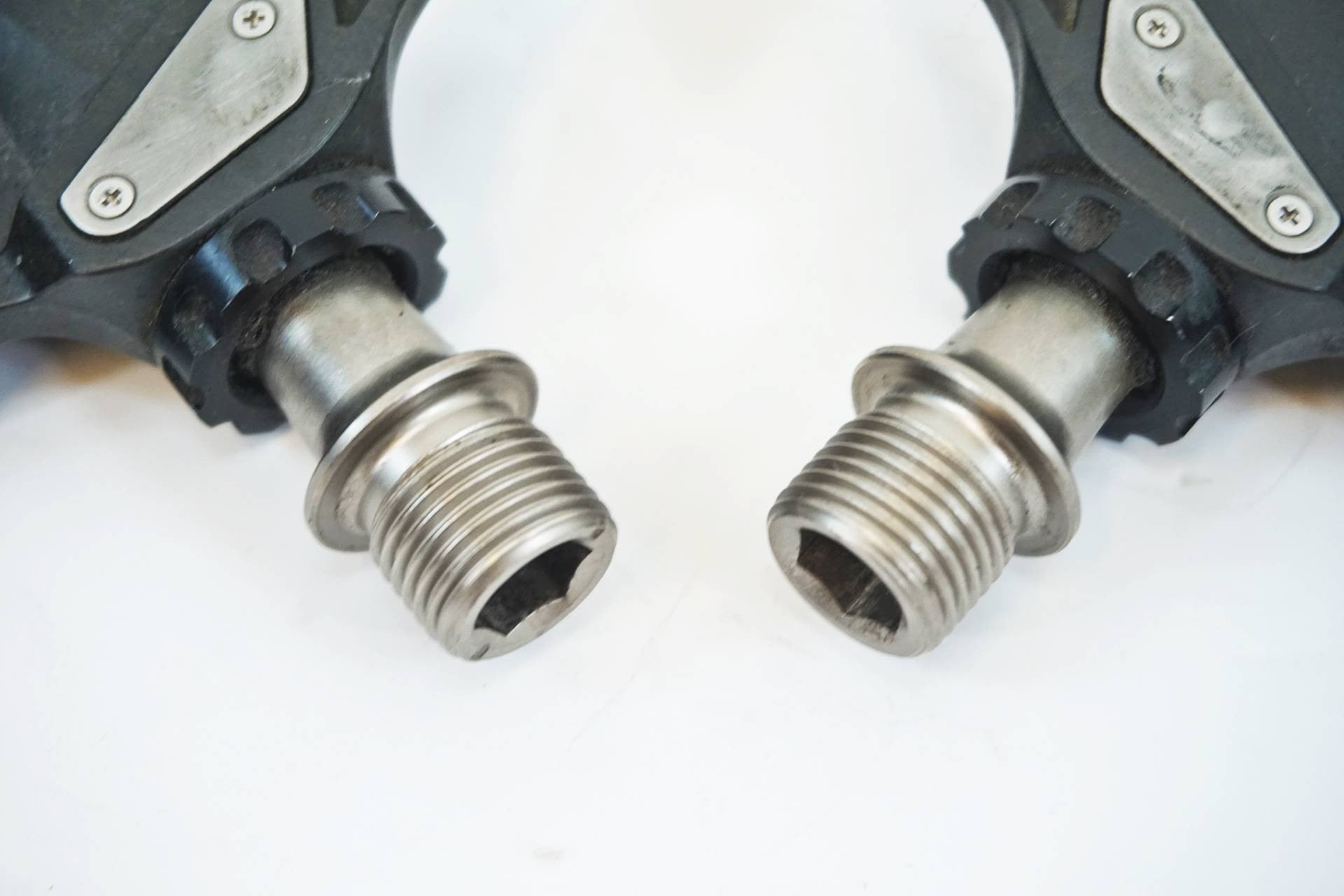 シマノ105ペダル　PD-R7000 数回使用のみ超美品 SHIMANO 「シマノ」 105 PD-R7000 ペダル / 有明ガーデン店