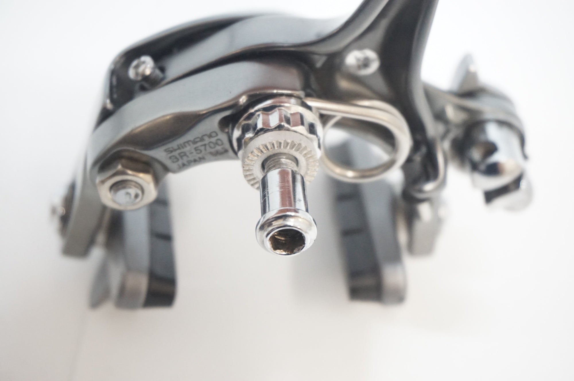 SHIMANO 「シマノ」 105 BR-5700 キャリパーブレーキセット