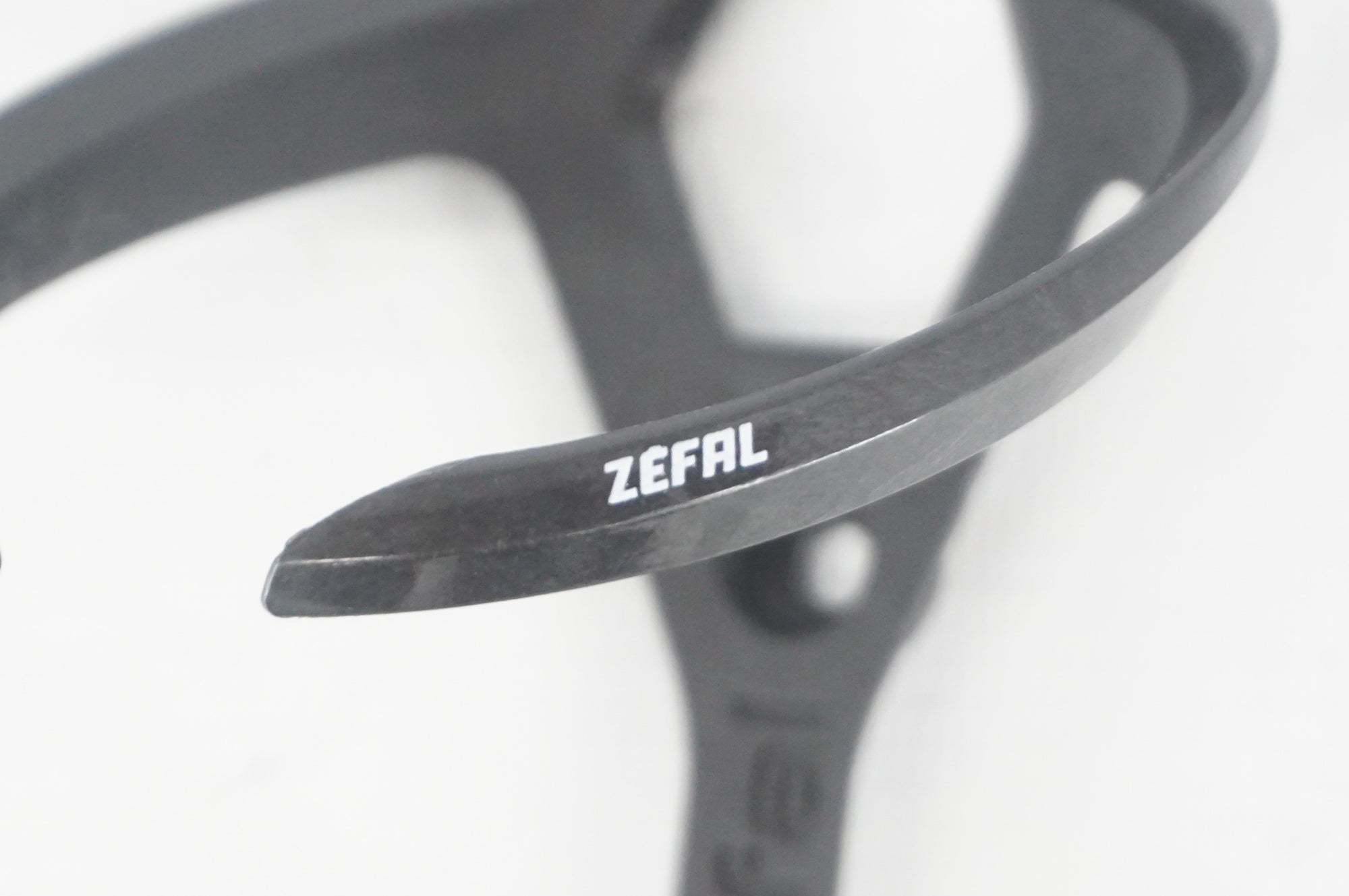 ZEFAL 「ゼファール」 カーボン ボトルケージ / 阪急塚口店