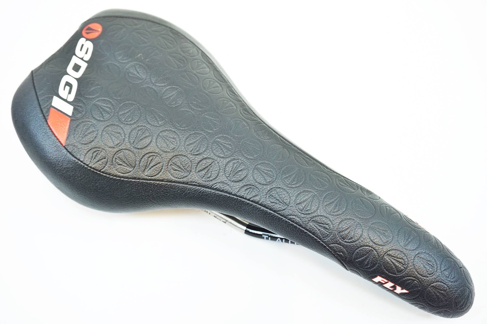 SDG 「エスディージー」 FLY サドル / 有明ガーデン店