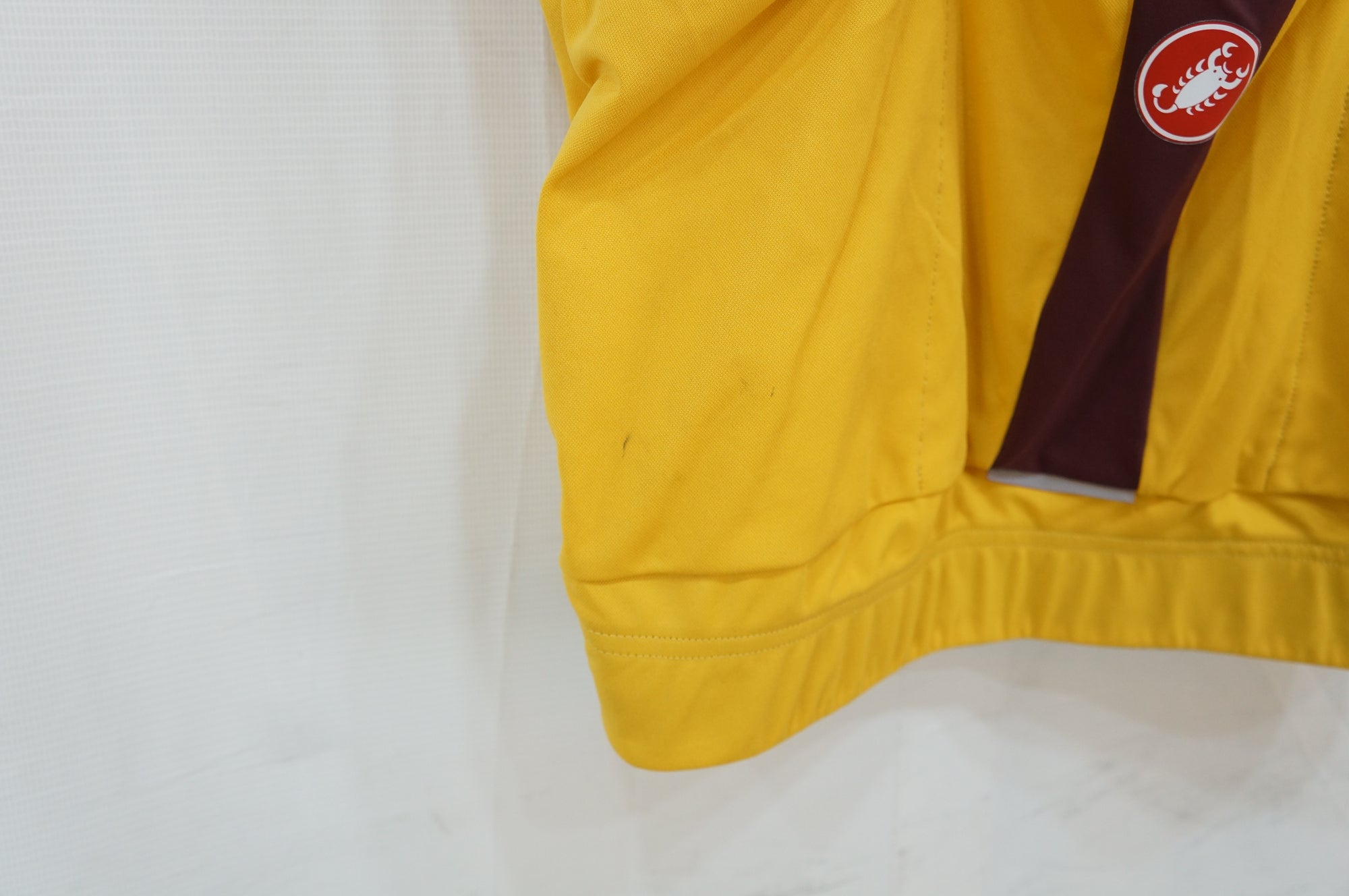 CASTELLI 「カステリ」 XLサイズ 半袖ジャージ / バイチャリ浦和ベース