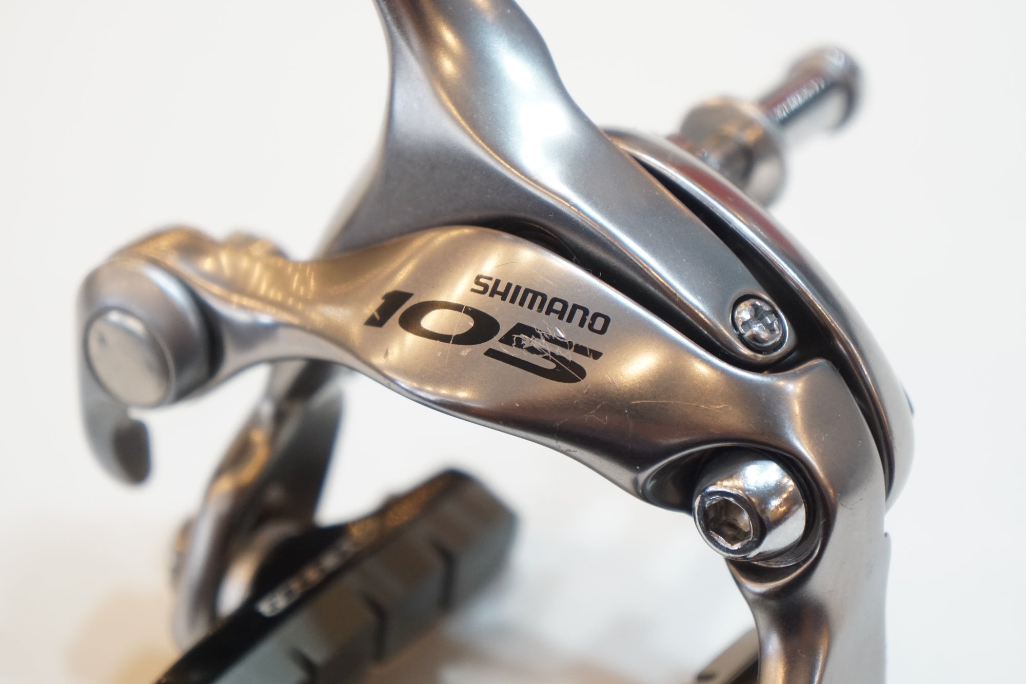 SHIMANO 「シマノ」 105 BR-5700 キャリパーブレーキ/ バイチャリ浦和ベース