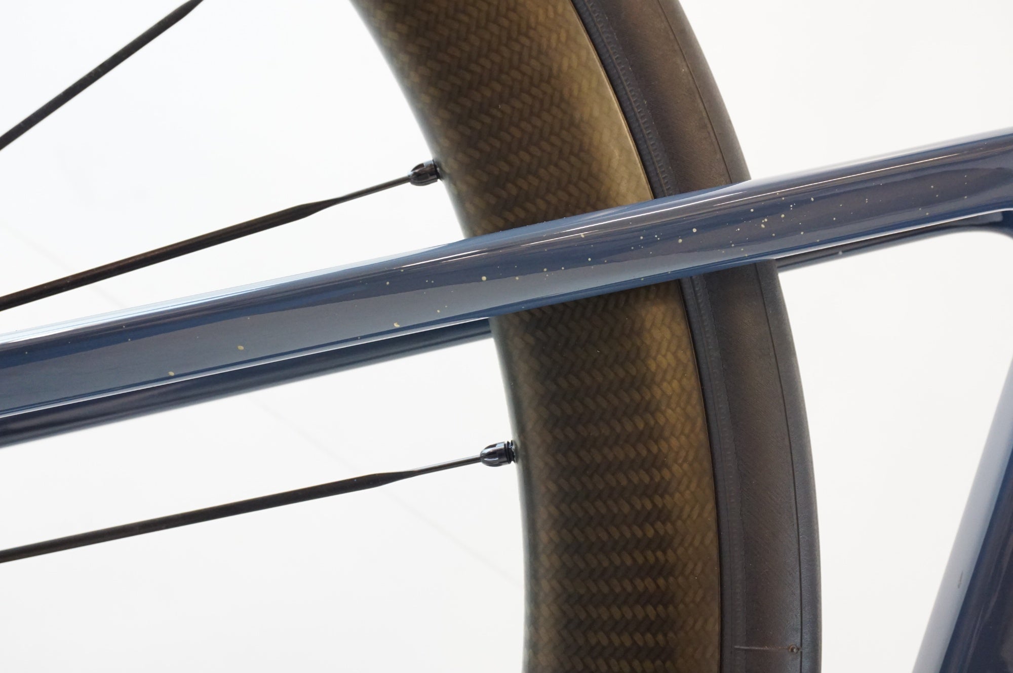 FOCUS 「フォーカス」 IZALCO MAX DISC 2024年モデル ロードバイク