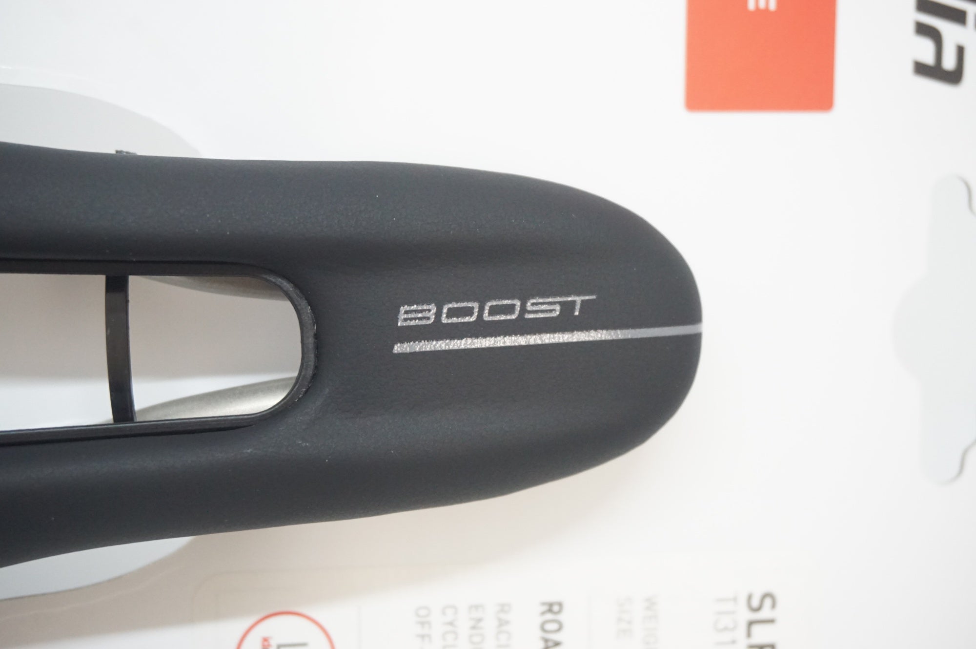 SELLE ITALIA 「セライタリア」 SLR BOOST TI316 SUPERFLOW サドル / 福岡店