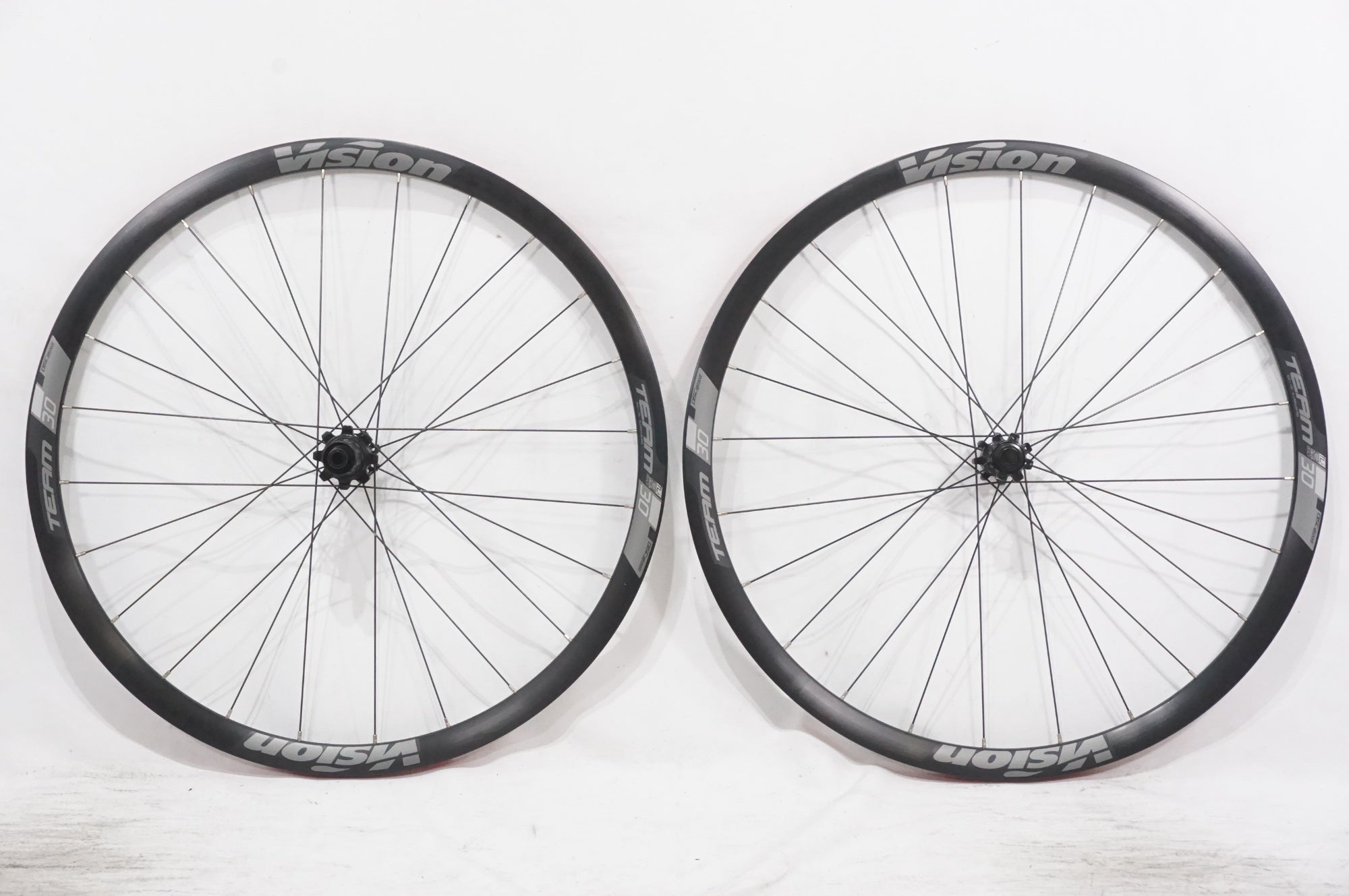 VISION 「ヴィジョン」 TEAM 30 DISC シマノ11速 ホイールセット / AKIBA店