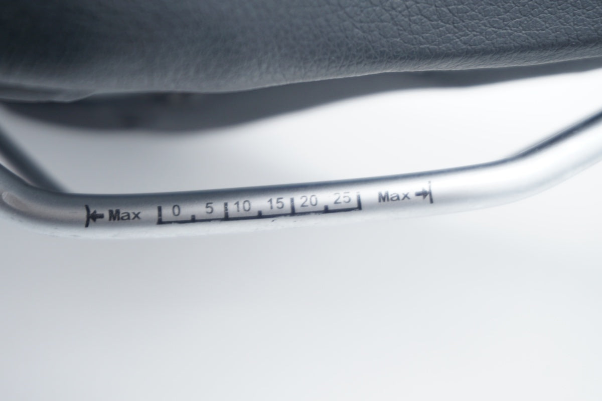 DAHON 「ダホン」 純正サドル / 滋賀大津店