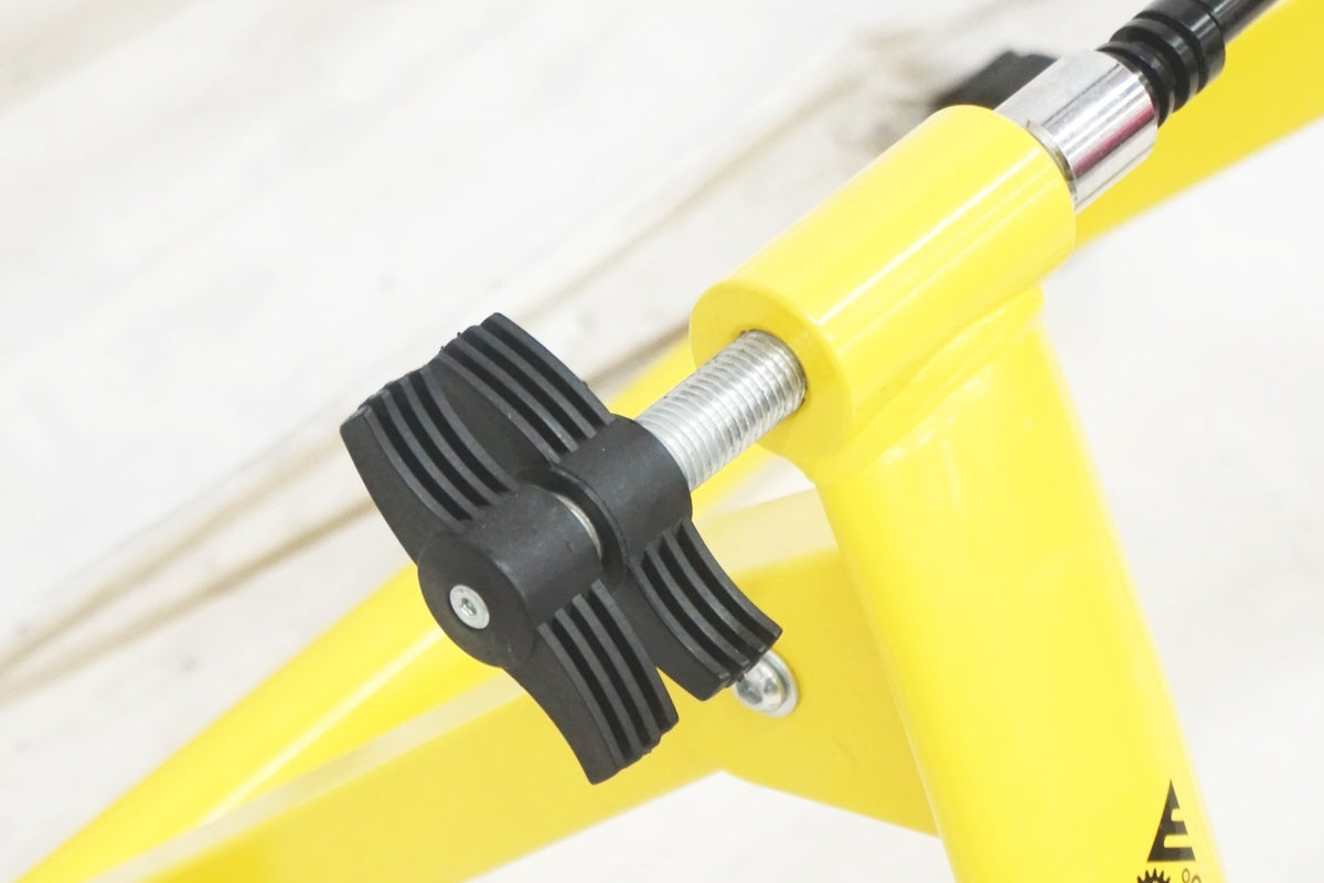 CXWXC 「シーエックスダブリューエックスシー」 MT-04 固定ローラー / 大阪美原北インター店