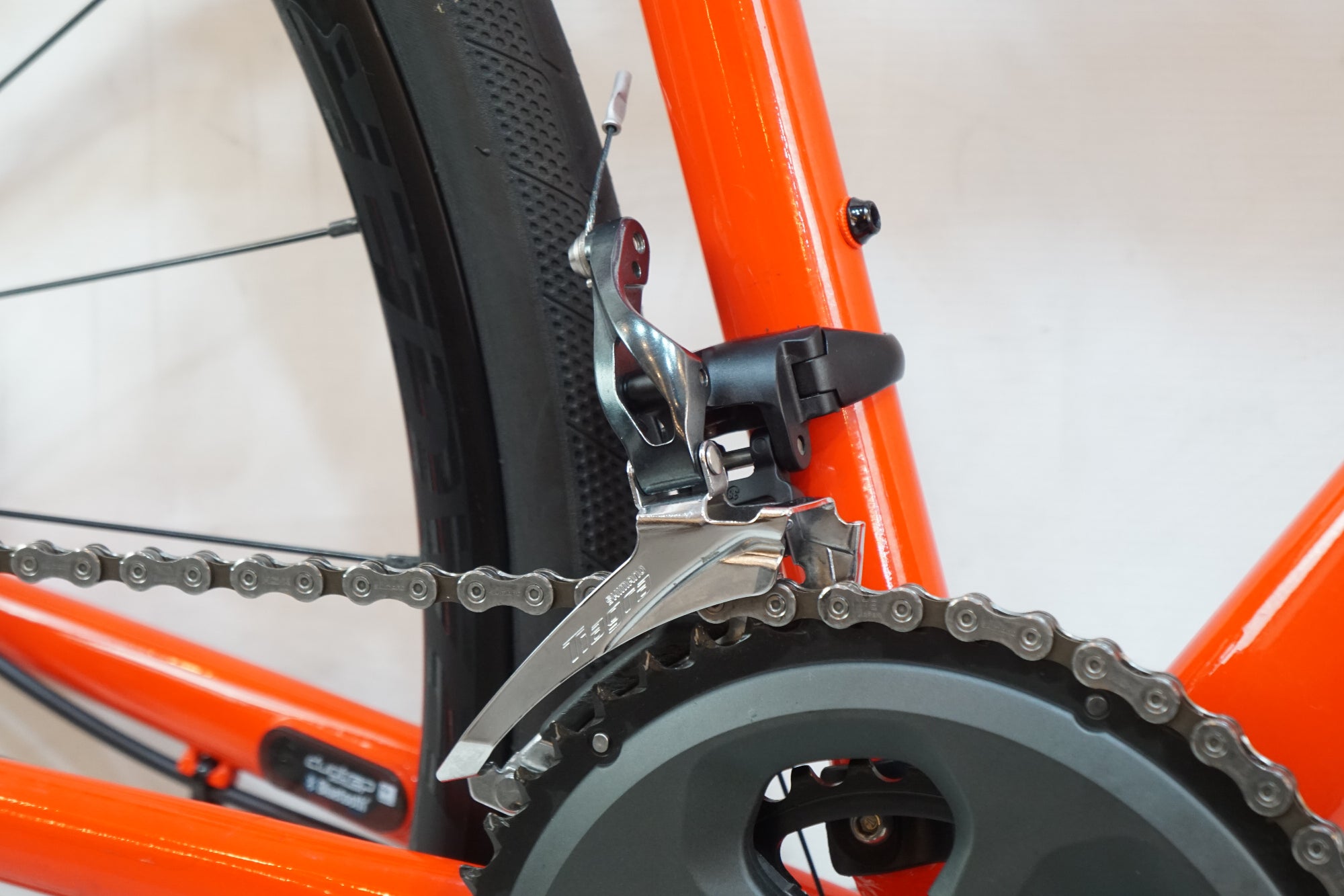 TREK 「トレック」 DOMANE AL4 DISC 2022年モデル ロードバイク / バイチャリ浦和ベース