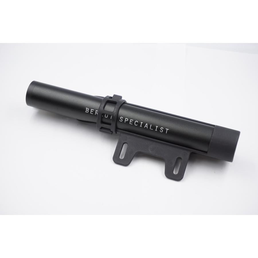 BERKUT 「ベルクート」 電動携帯ポンプ / 京都西院店
