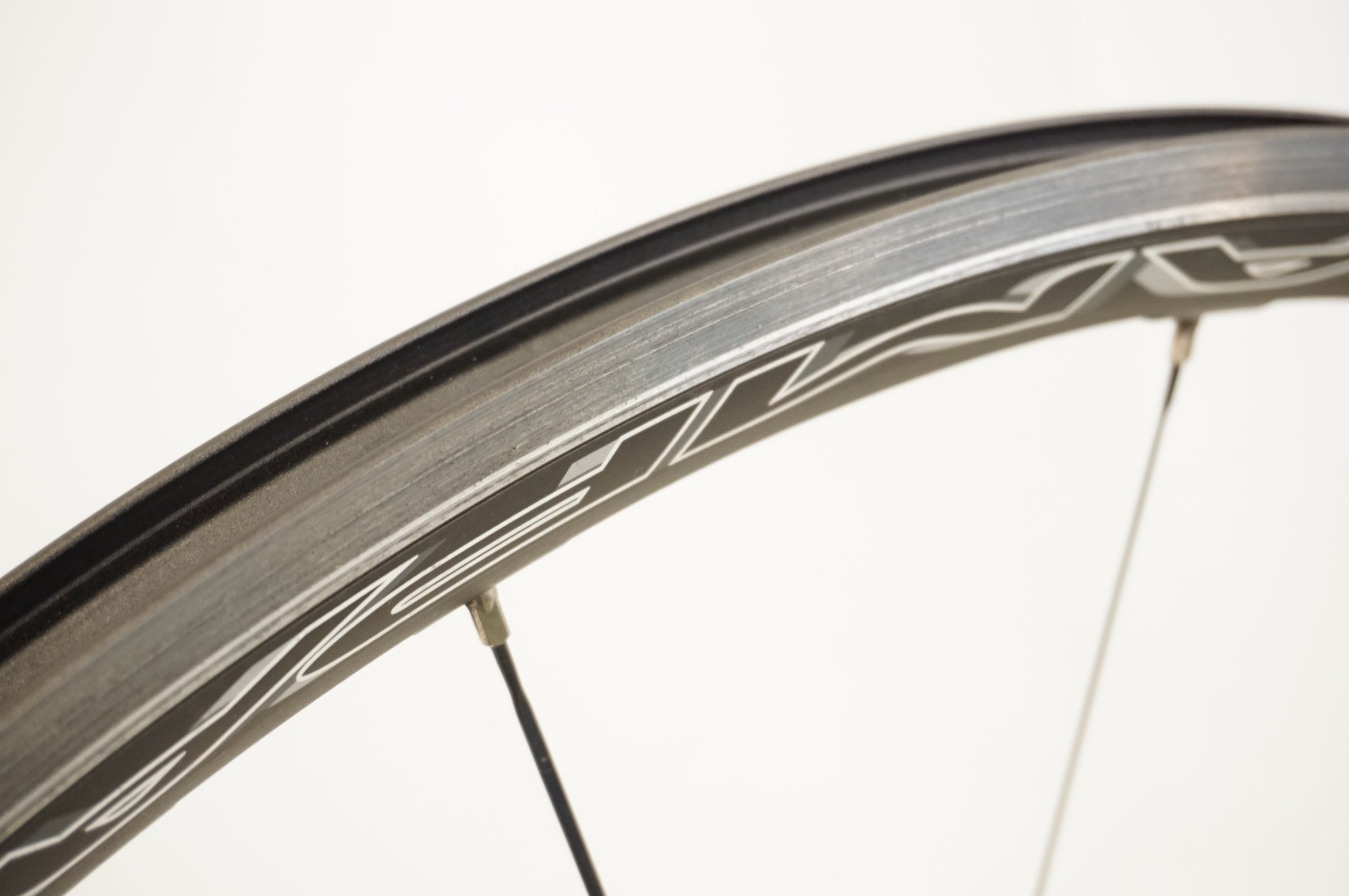 Campagnolo Zonda C17ホイール【タイヤ・純正ホイールバッグ付】 KCZ668 カンパニョーロ Campagnolo ゾンダ ZONDA C17 ホイール