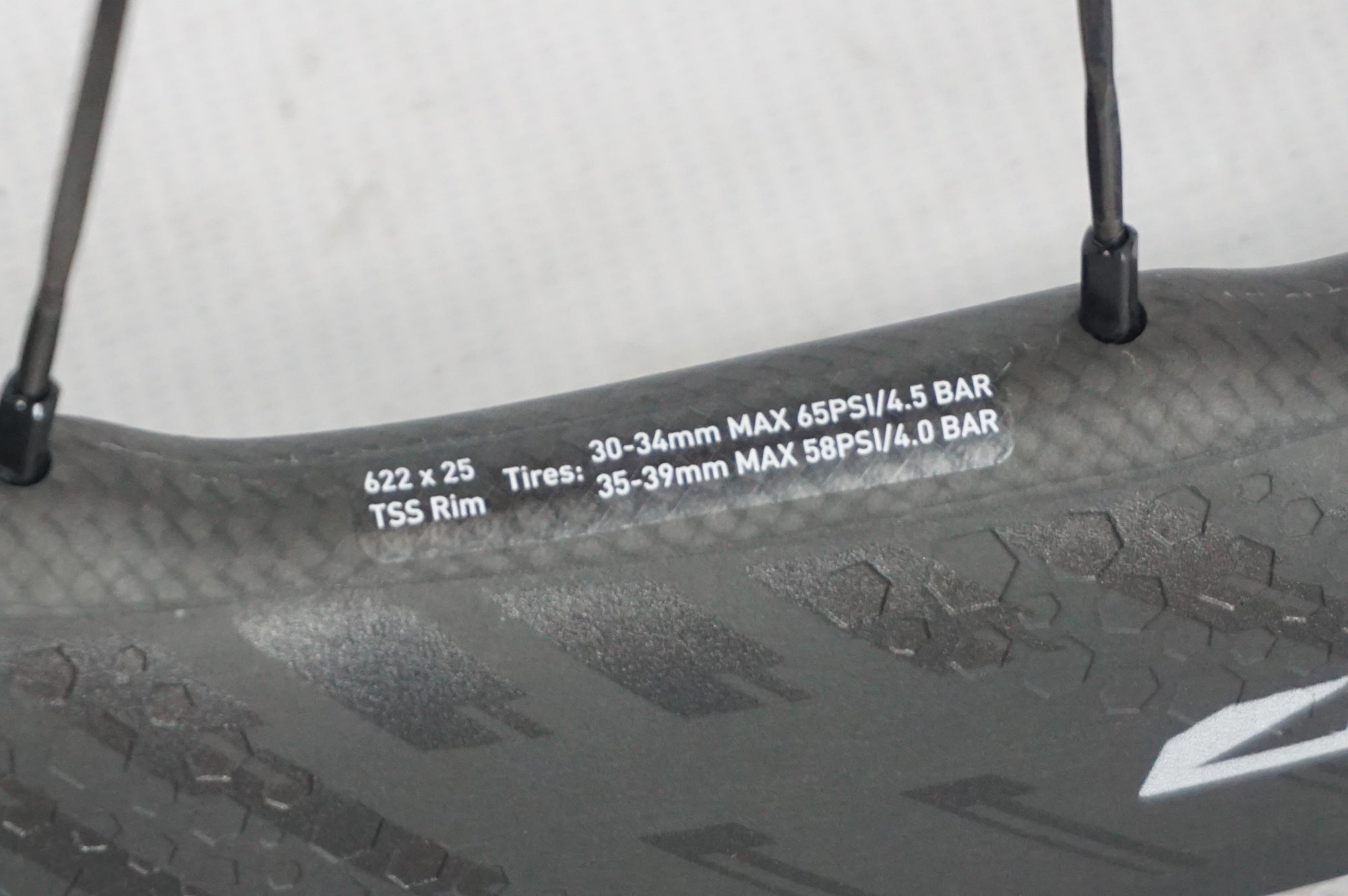 ZIPP 「ジップ」 353 NSW TUBELESS DISC SRAMXDR ホイールセット
