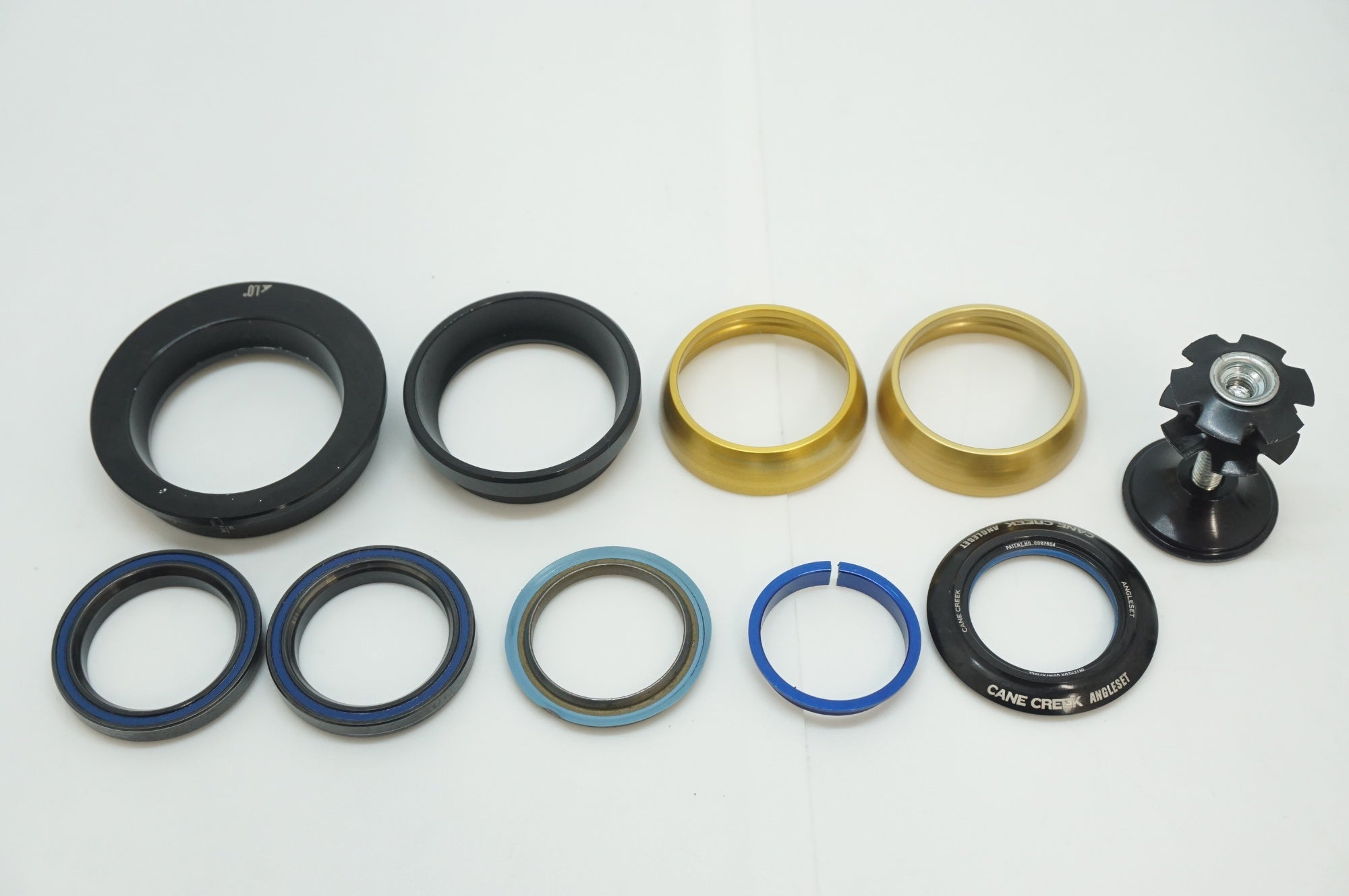 CANE CREEK 「ケーンクリーク」 ANGLESET ZS44-ZS56 ヘッドセット / 福岡店