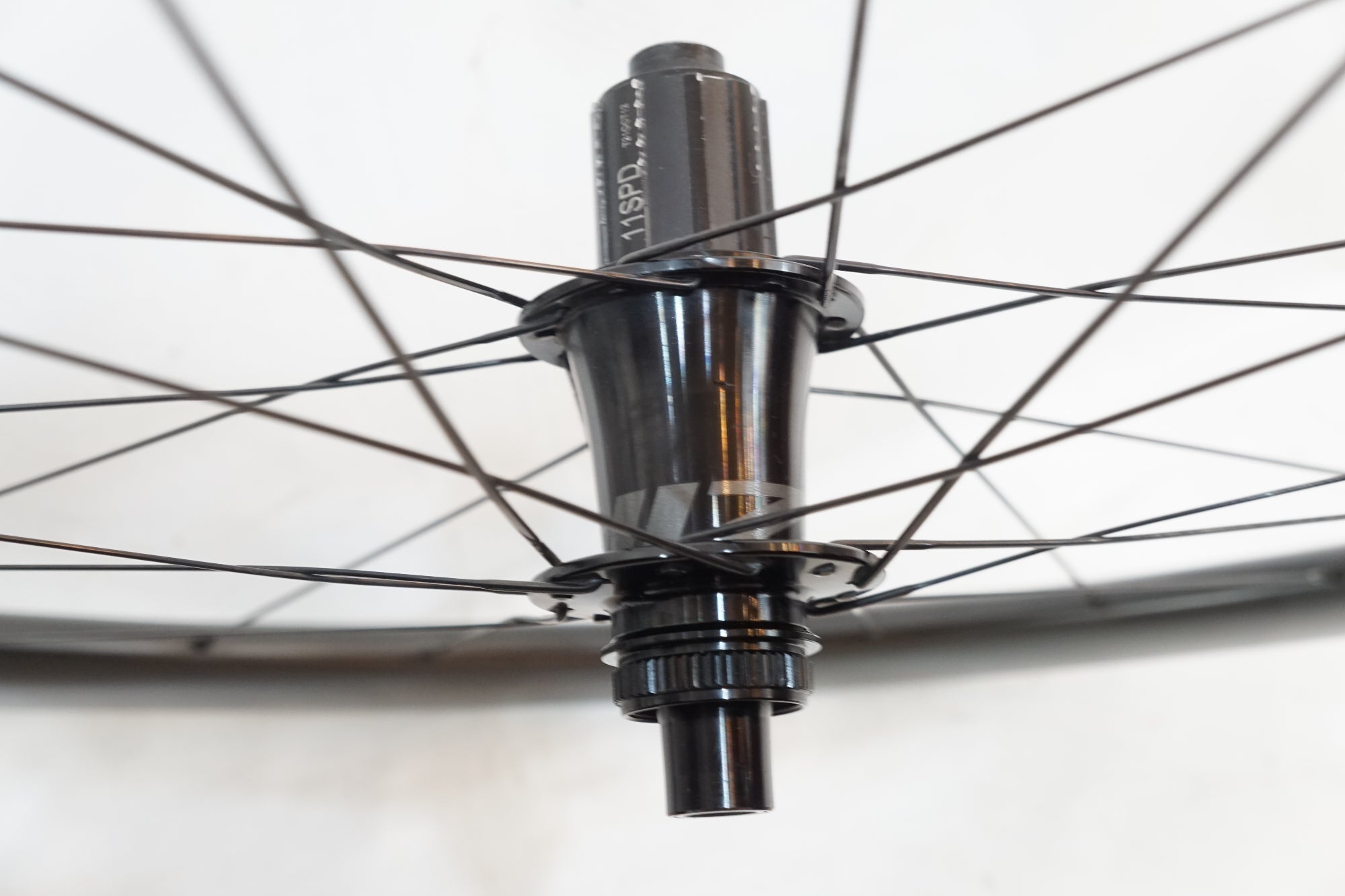 ZIPP 「ジップ」 303S DISC シマノ11速 ホイールセット / バイチャリ浦和ベース