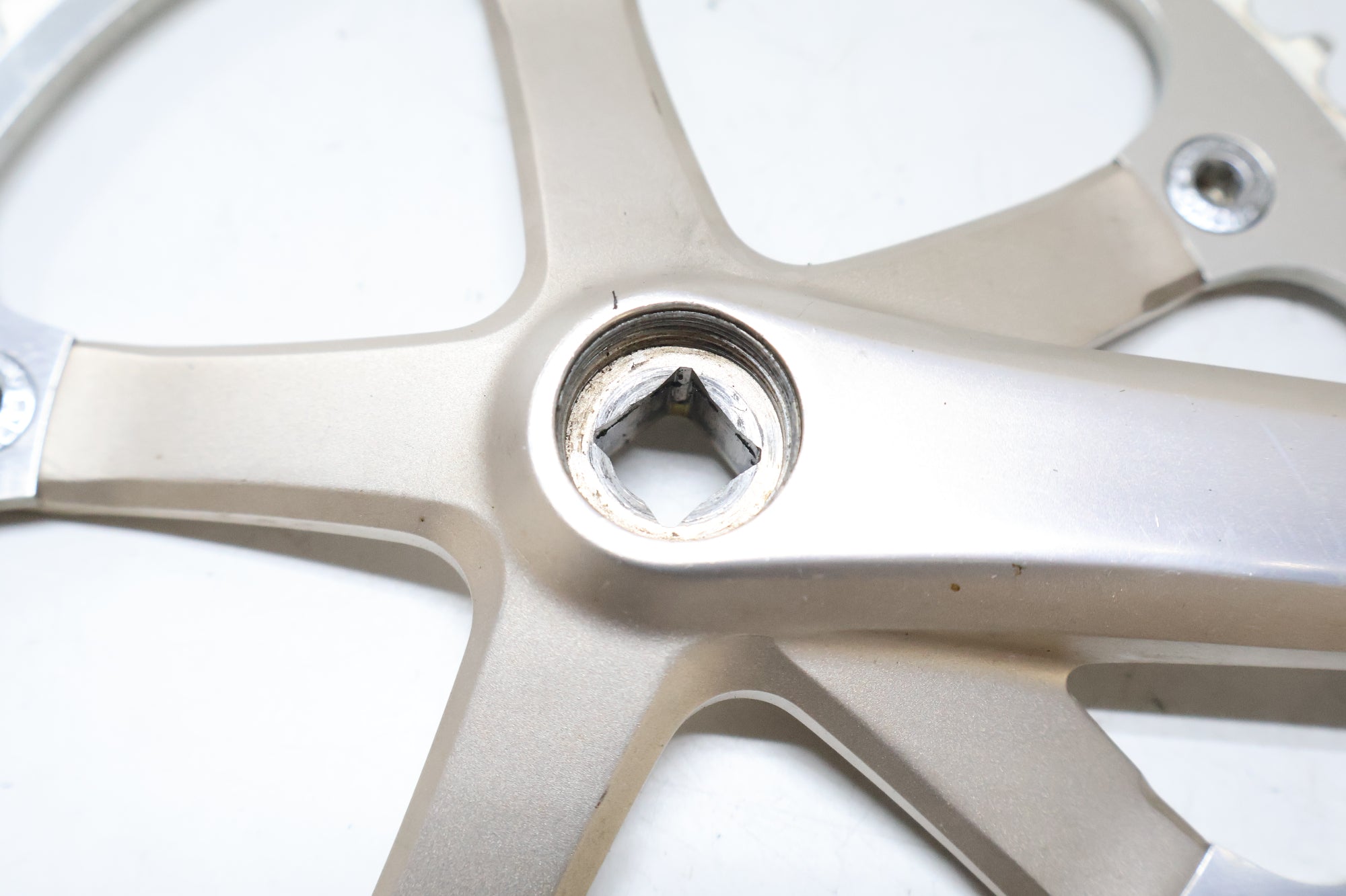 SUGINO 「スギノ」 75 NJS 47T 167.5mm クランク / 高知店