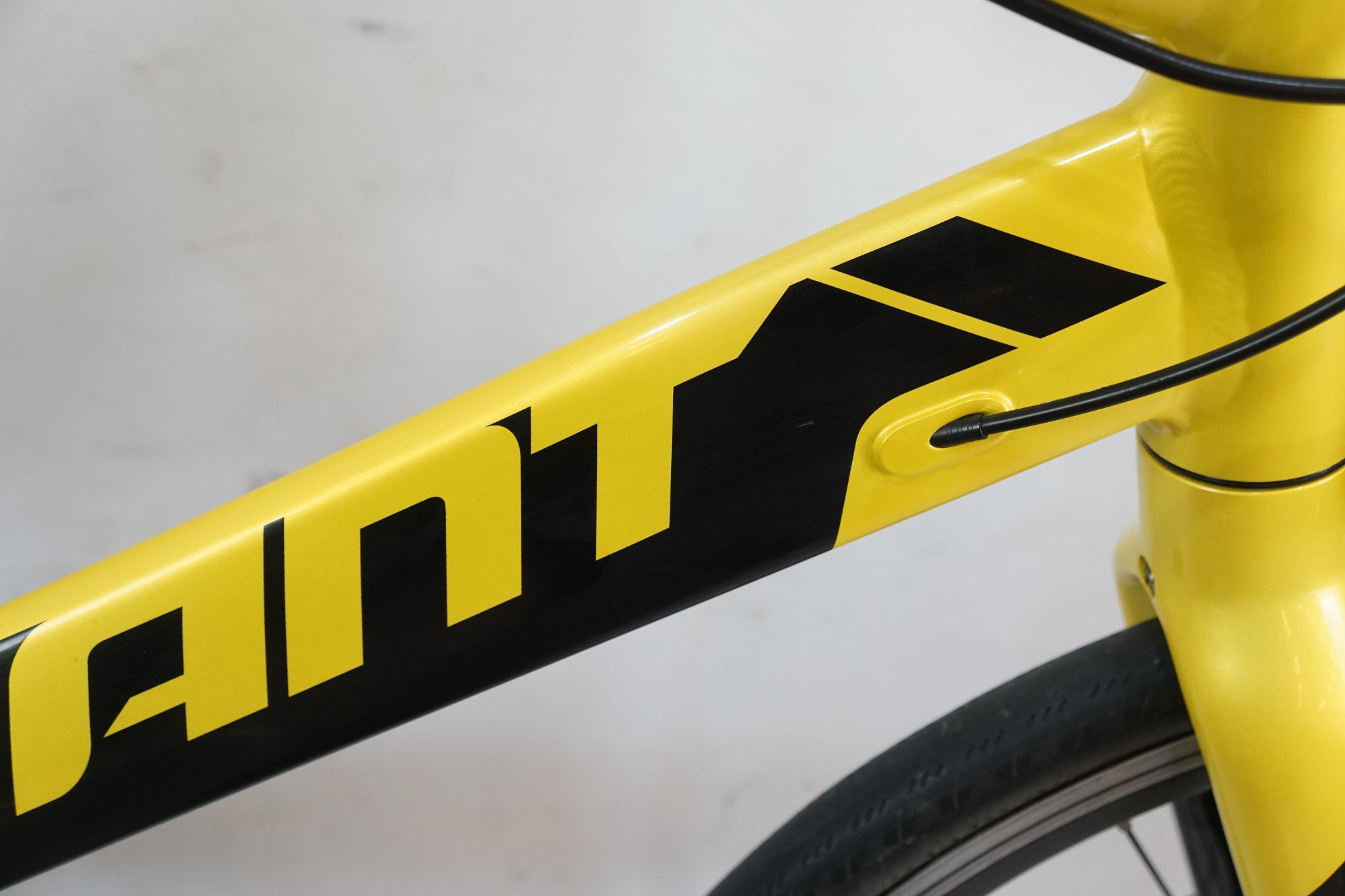 GIANT IDIOM 20インチ ミニベロ イエロー GIANT IDIOM 20インチ ミニベロ イエロー