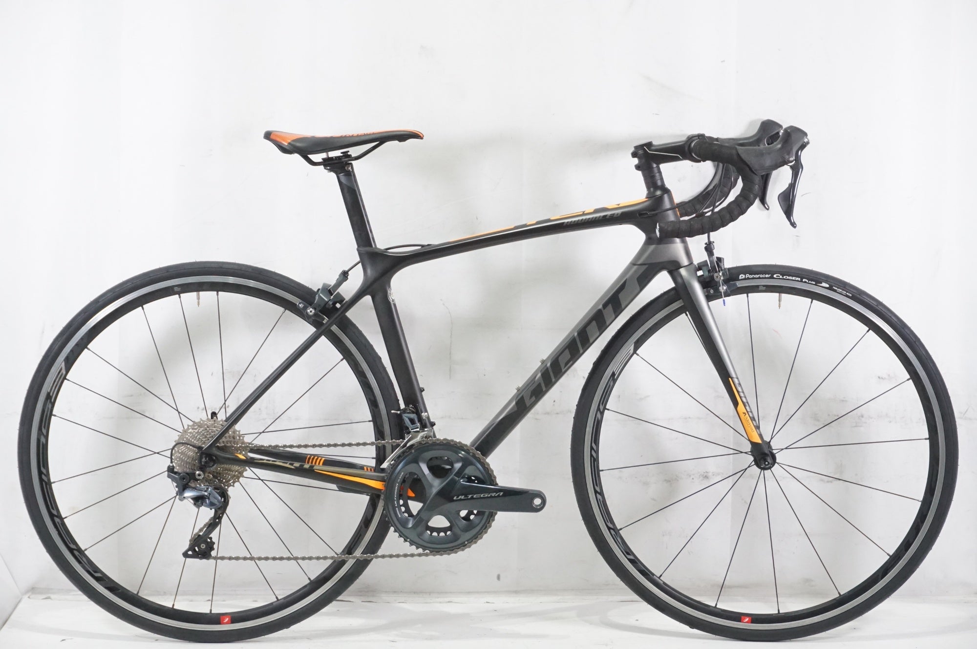 GIANT 「ジャイアント」 TCR ADVANCED 1 KOM 2018年モデル ロードバイク / AKIBA店