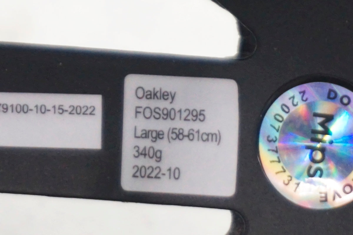OAKLEY 「オークリー」 ARO3 Lサイズ ヘルメット / 大阪門真店