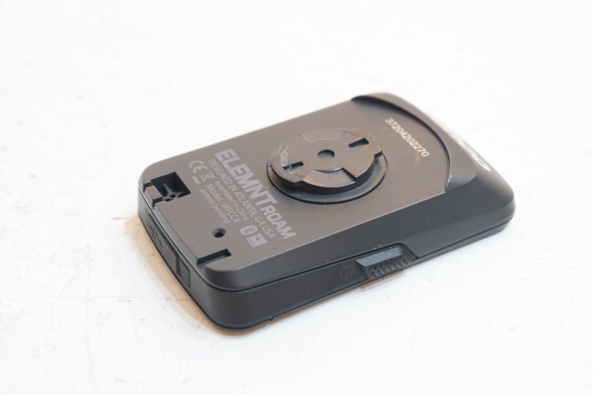 WAHOO 「ワフー」 ELEMNT ROAM サイクルコンピューター / バイチャリ浦和ベース