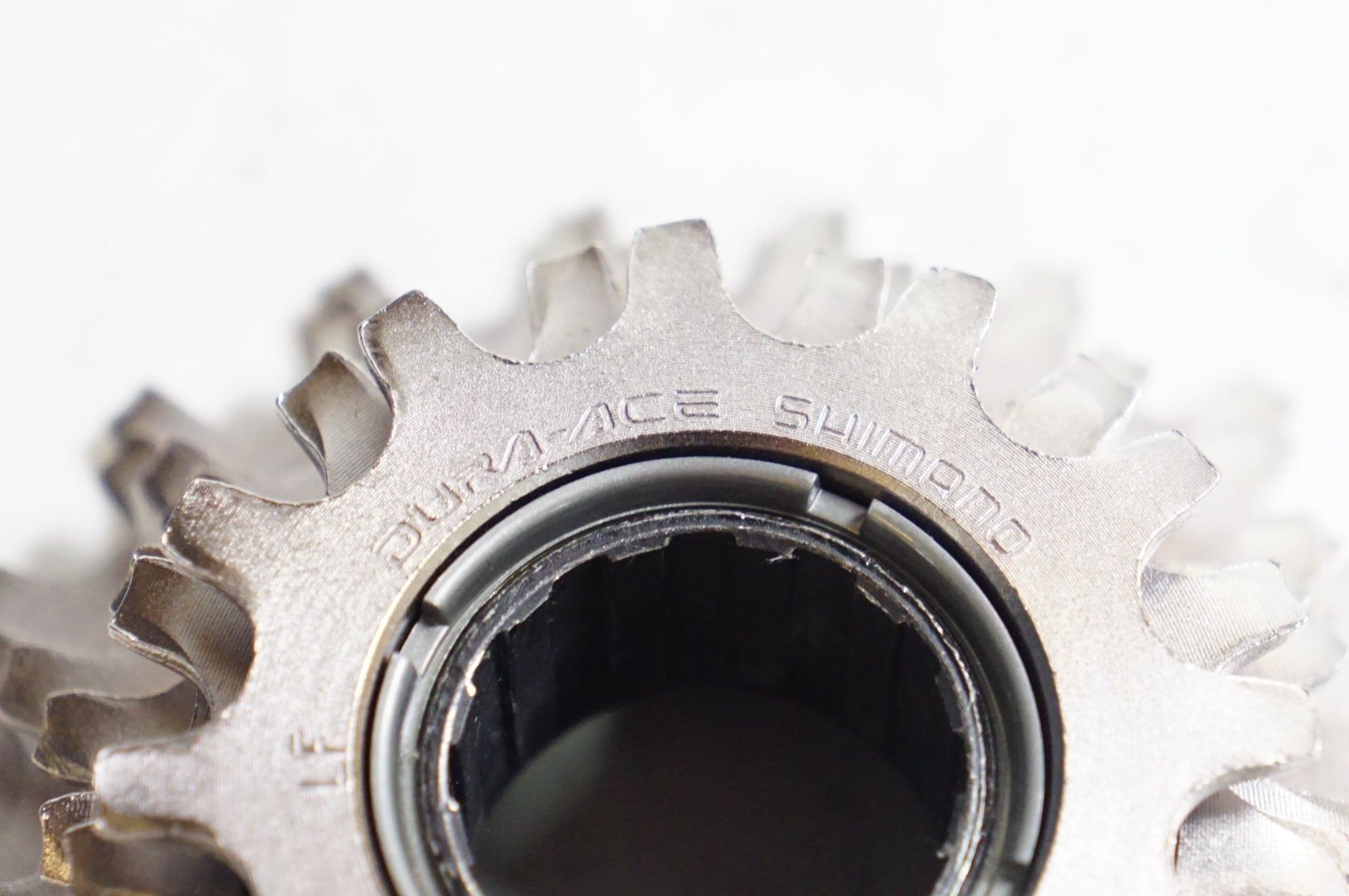 SHIMANO 「シマノ」 DURA-ACE MF-7400-7 12-21T ボスフリー スプロケット / 熊谷本店