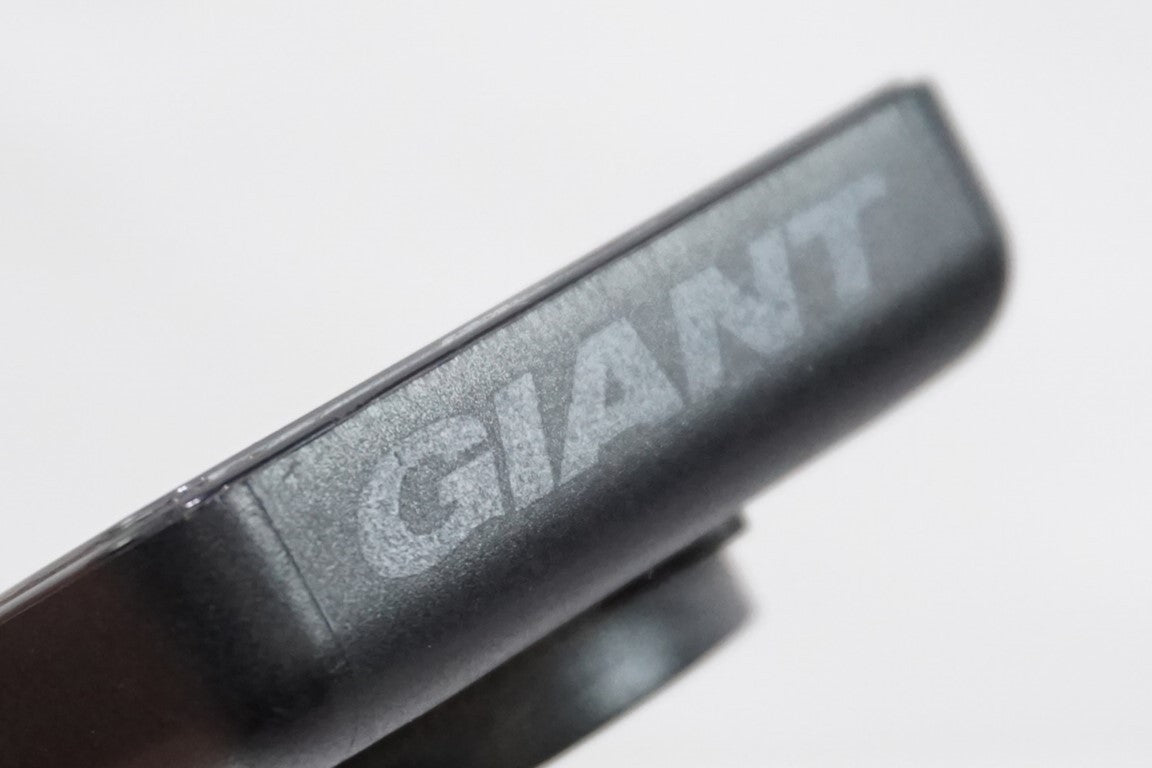 GIANT 「ジャイアント」 CONTINUUM SYNC サイクルコンピューター