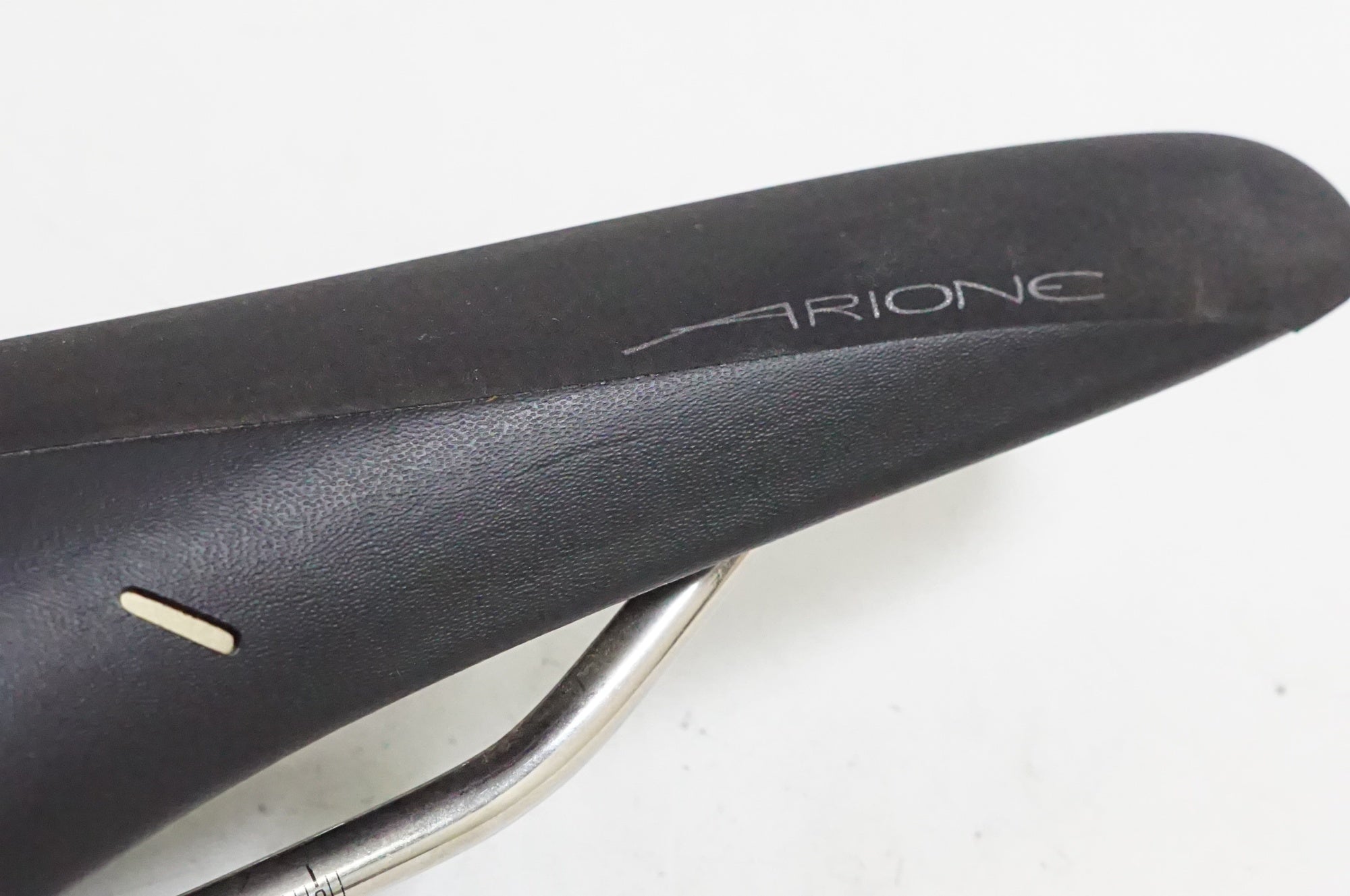 FIZIK 「フィジーク」 ARIONE R5 サドル / 熊谷本店