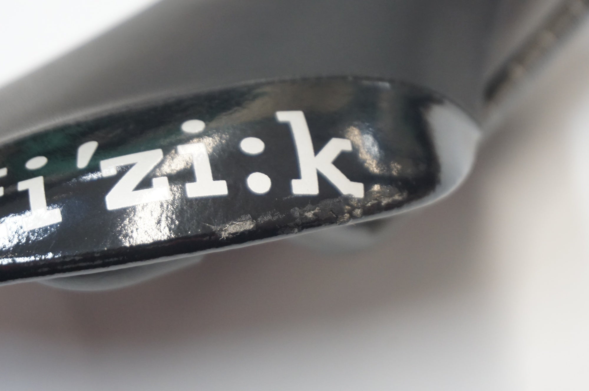 FIZIK 「フィジーク」 ANTARES MANGANESE サドル / 福岡店