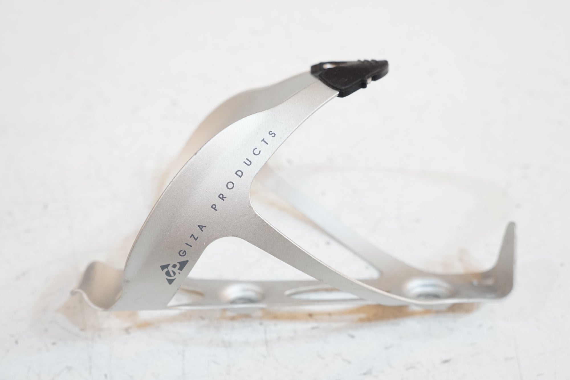 GIZA PRODUCTS 「ギザ プロダクツ」  ボトルケージ / バイチャリ浦和ベース