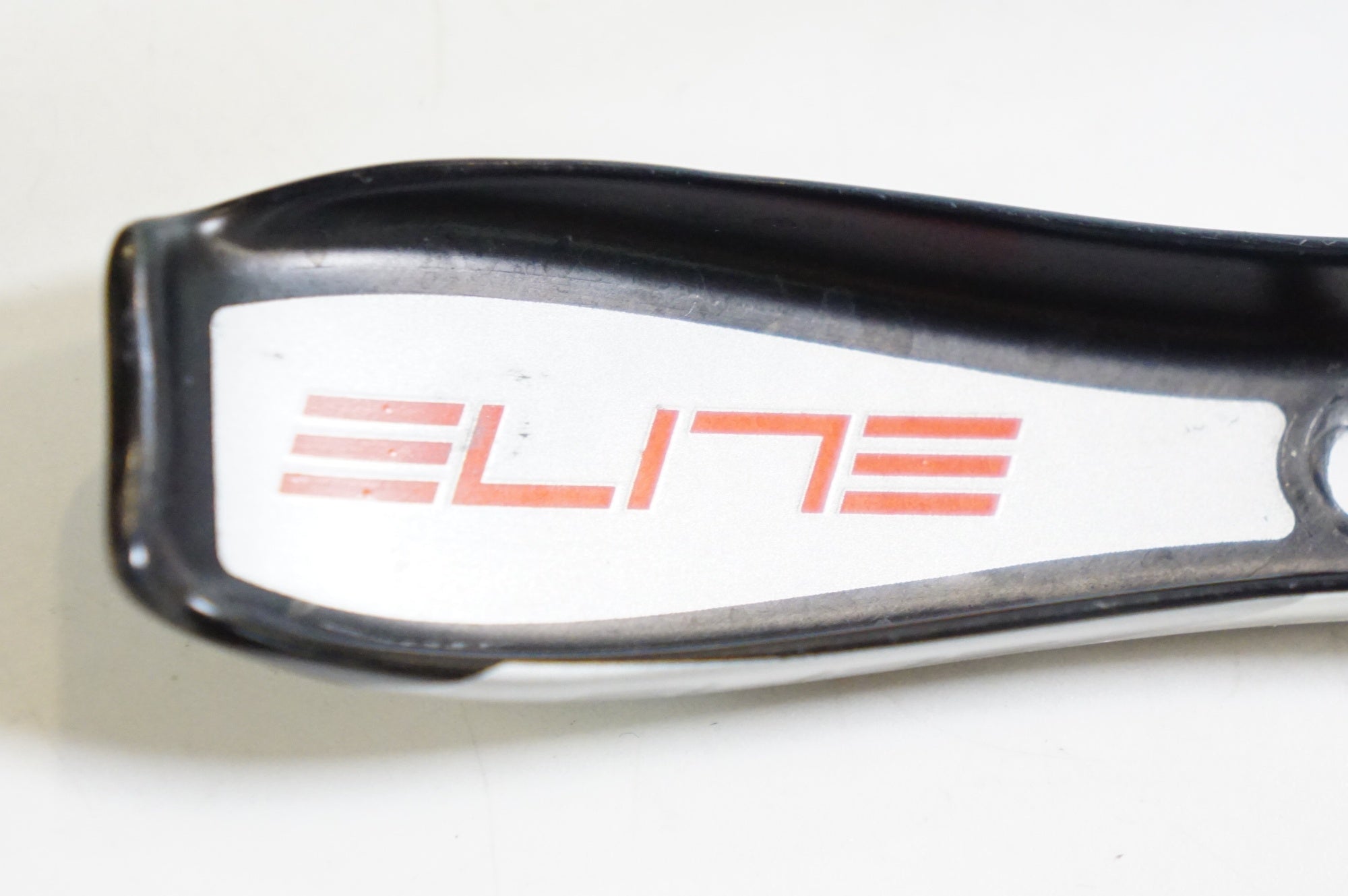 ELITE 「エリート」 CANNIBAL CARBON ボトルケージセット / 熊谷本店