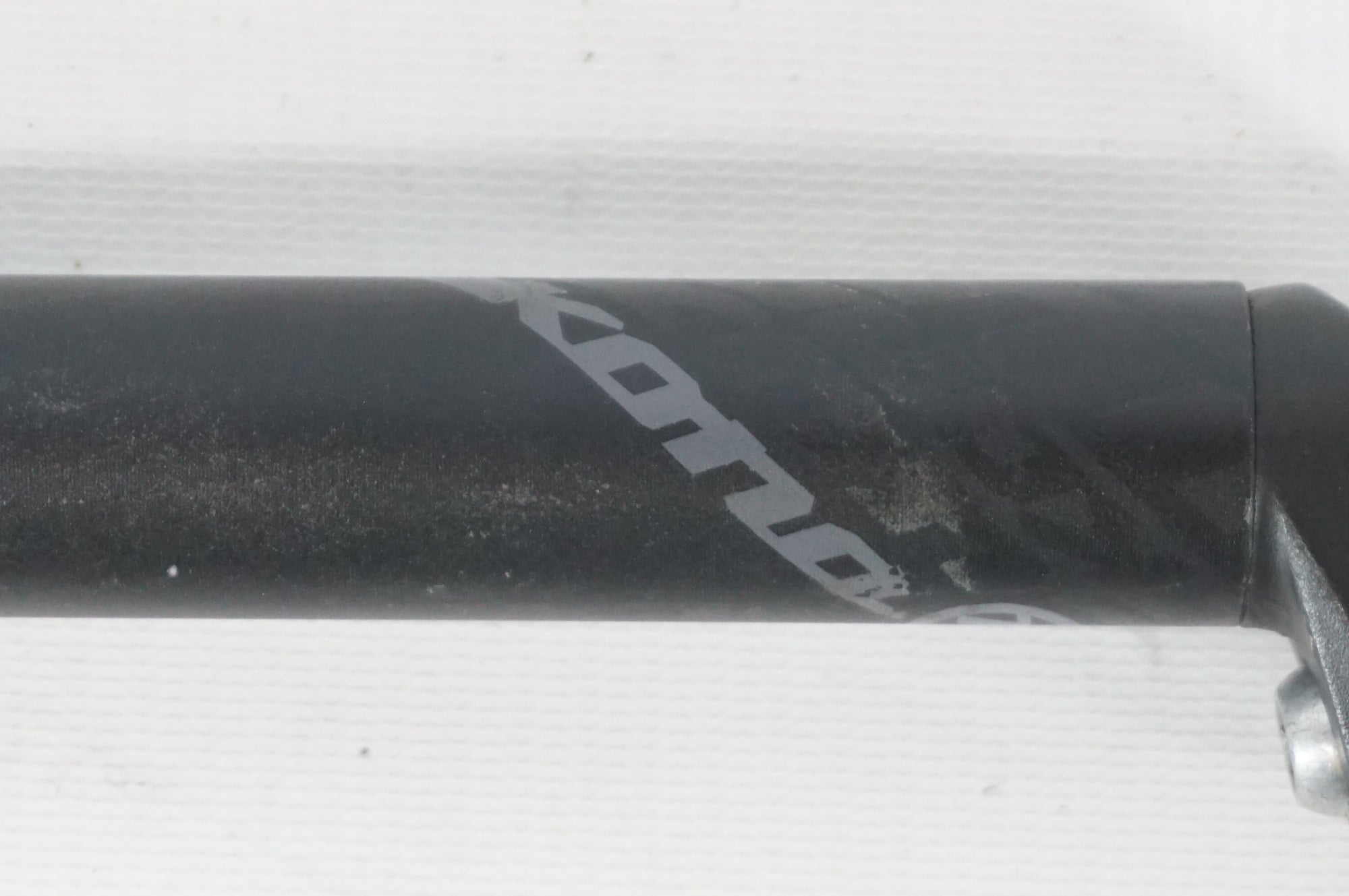 KONA 「コナ」 Φ27.2 350mm シートポスト / 阪急塚口店