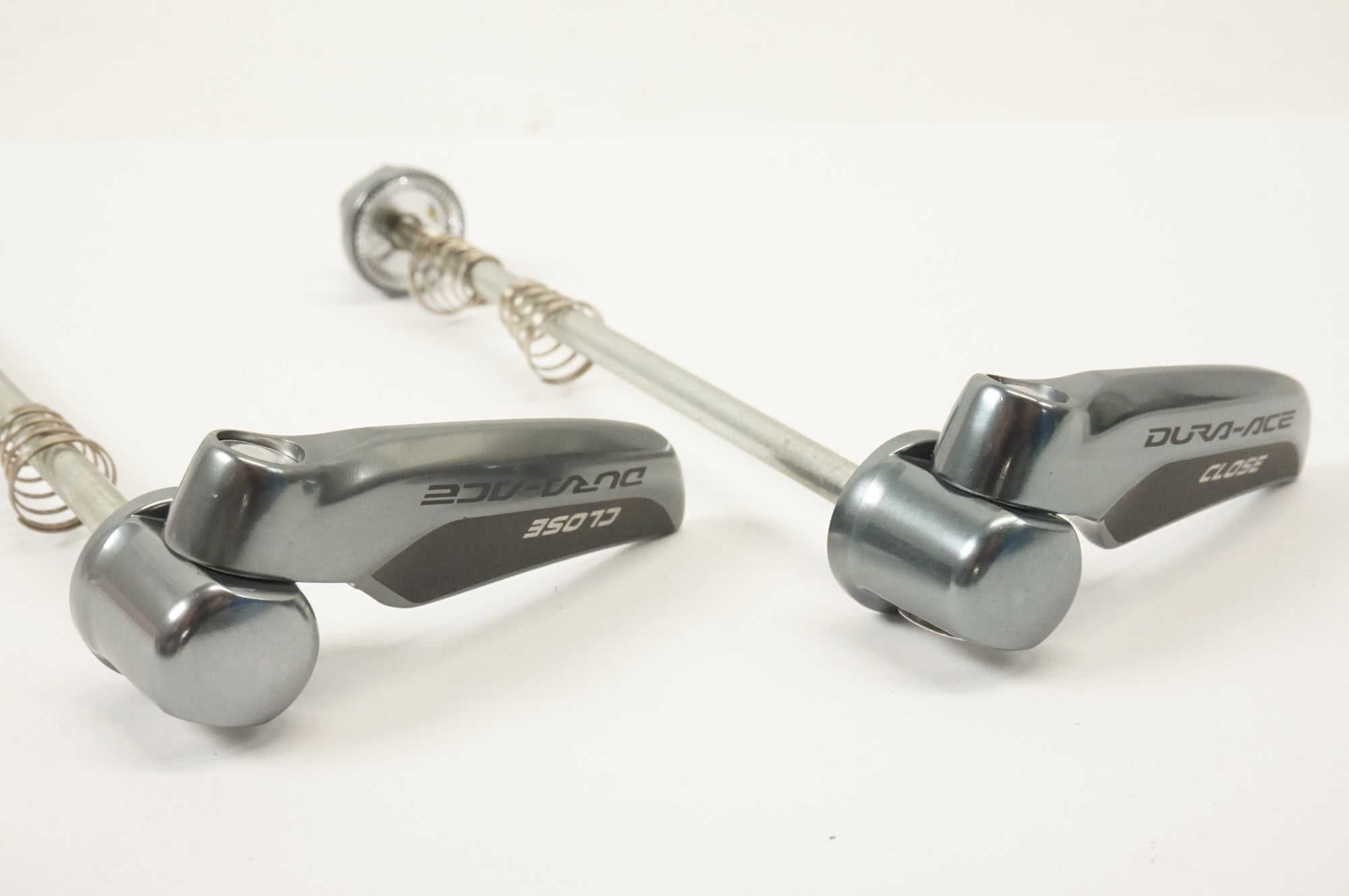 DURA-ACEクイックレリーズ前後セット SHIMANO 「シマノ」 DURA-ACE クイックリリースセット / 宇都宮