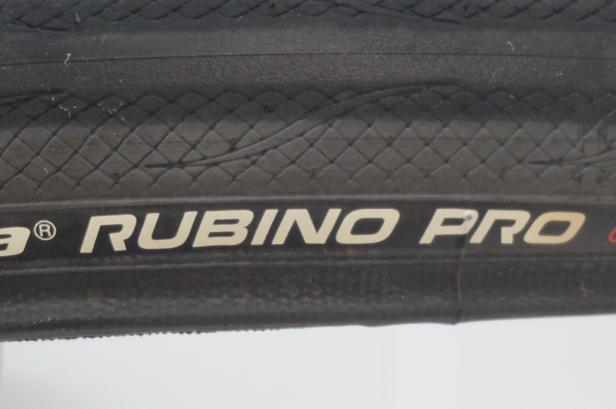 VITTORIA 「ヴィットリア」 RUBINO PRO 700×25C タイヤ / 福岡店