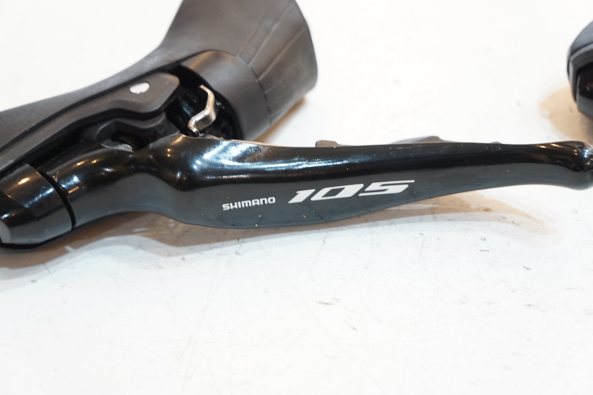 SHIMANO 「シマノ」 105 ST-R7025 デュアルコントロールレバー / バイチャリ浦和ベース
