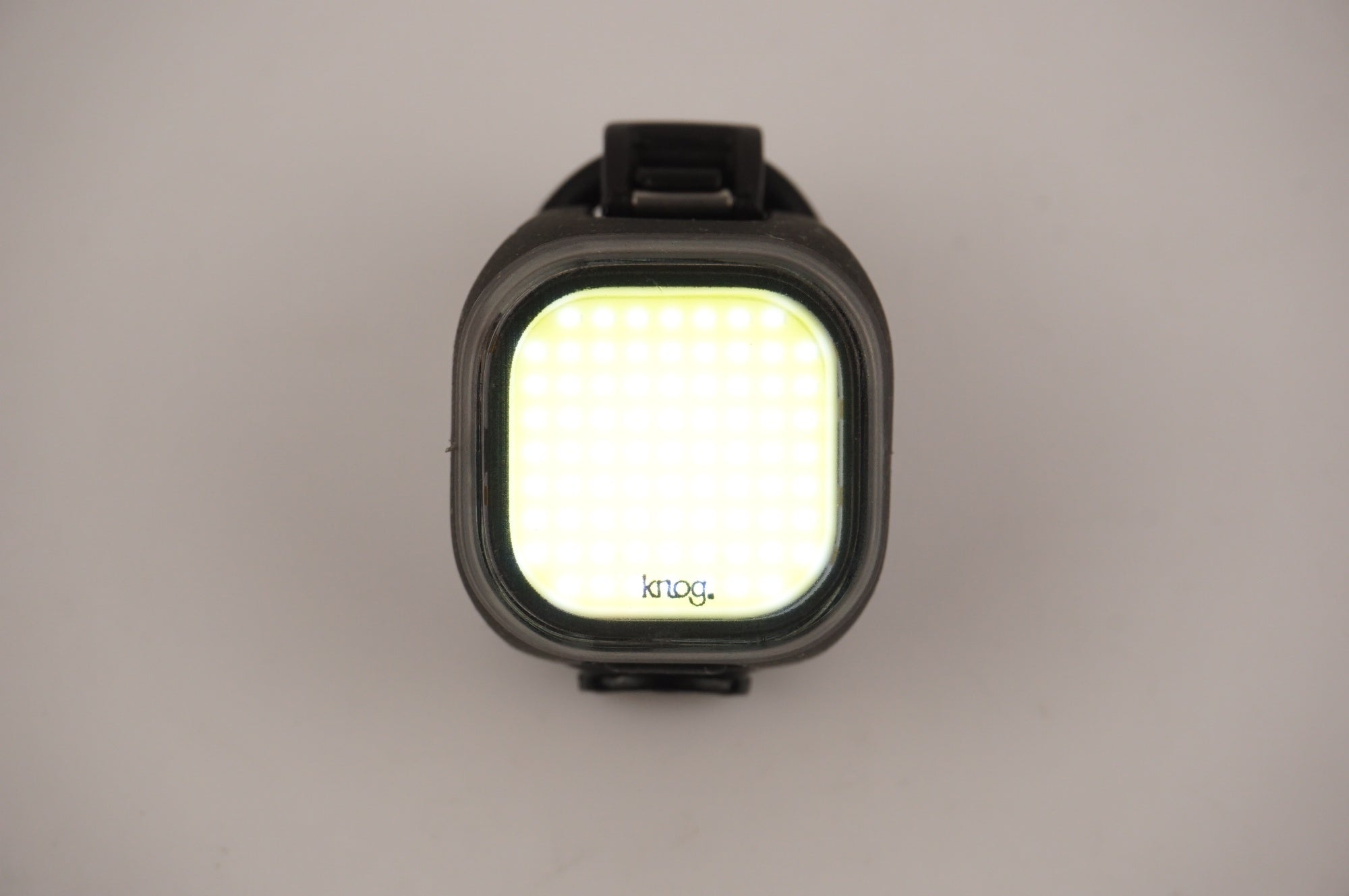 KNOG 「ノグ」 BLINDER MINI FRONT フロントライト / 中目黒店