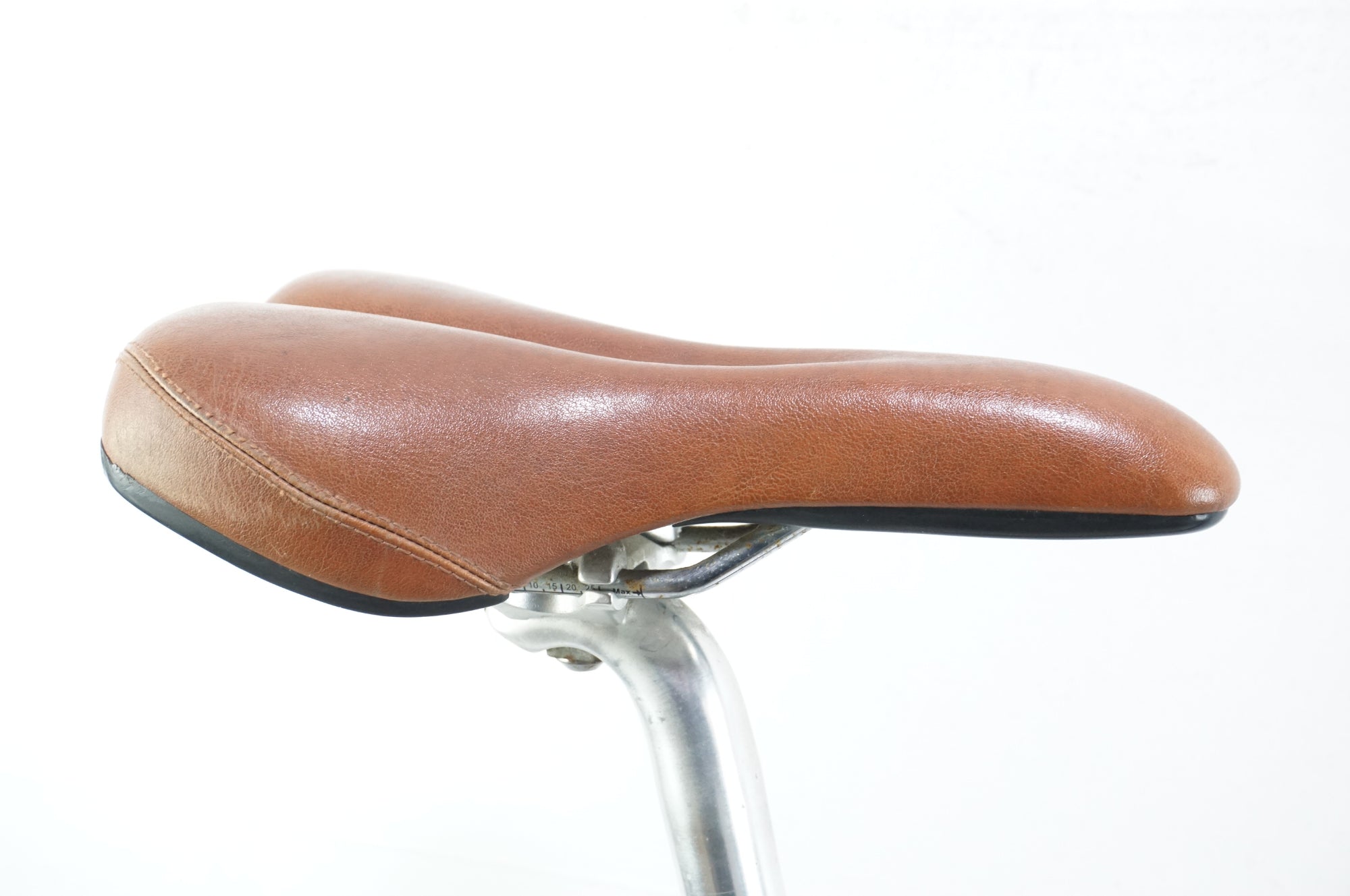 TOKYO BIKE 「トーキョーバイク」 26 2016年モデル 26インチ クロスバイク / 中目黒店