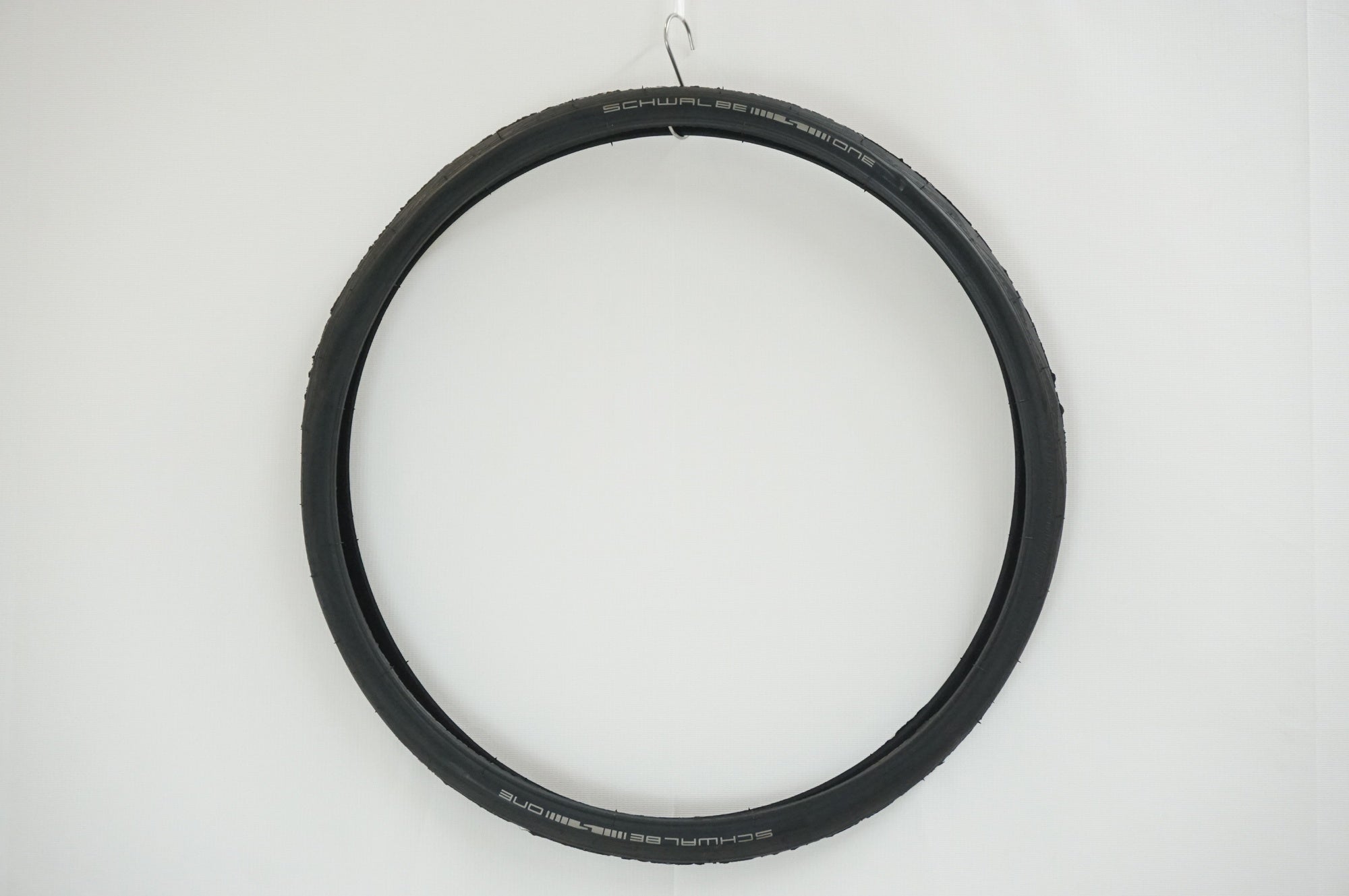 SCHWALBE 「シュワルベ」 ONE 20×1-1/8 タイヤ / 福岡店