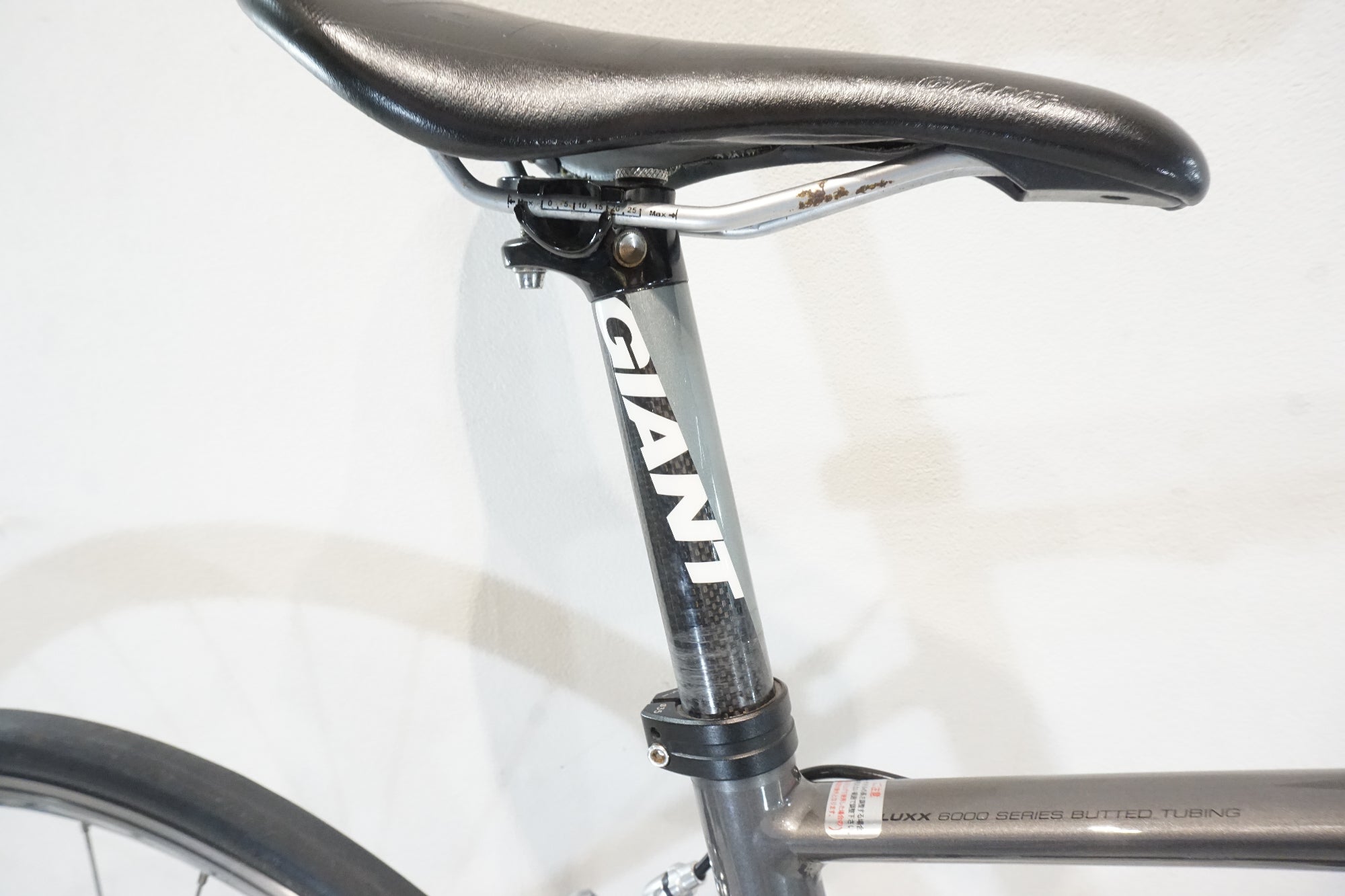 GIANT 「ジャイアント」 DEFY1 2012年モデル ロードバイク / 横浜戸塚店