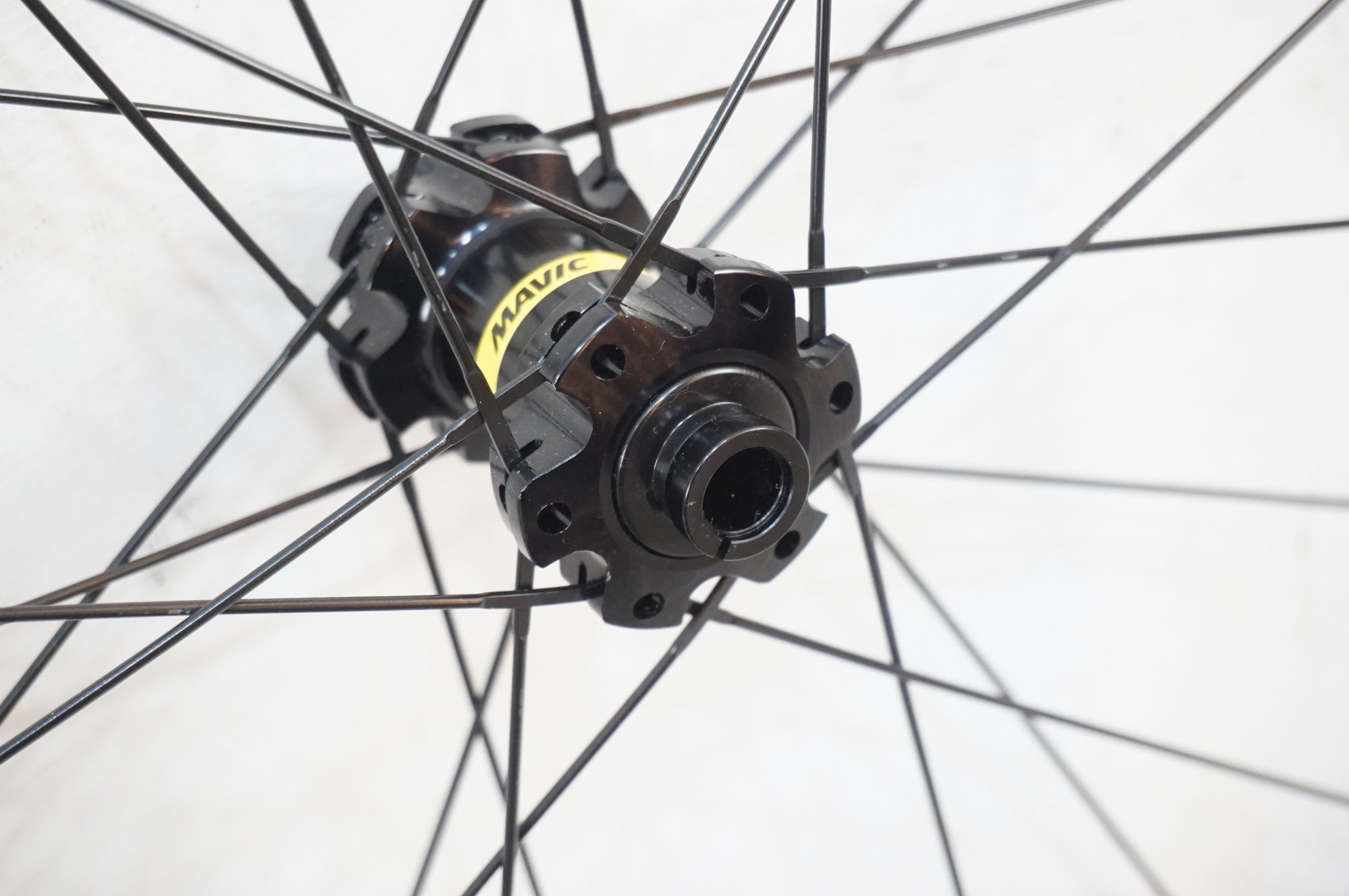 MAVIC 「マヴィック」 AKSIUM DISC SHIMANO / SRAM 11S ホイールセット