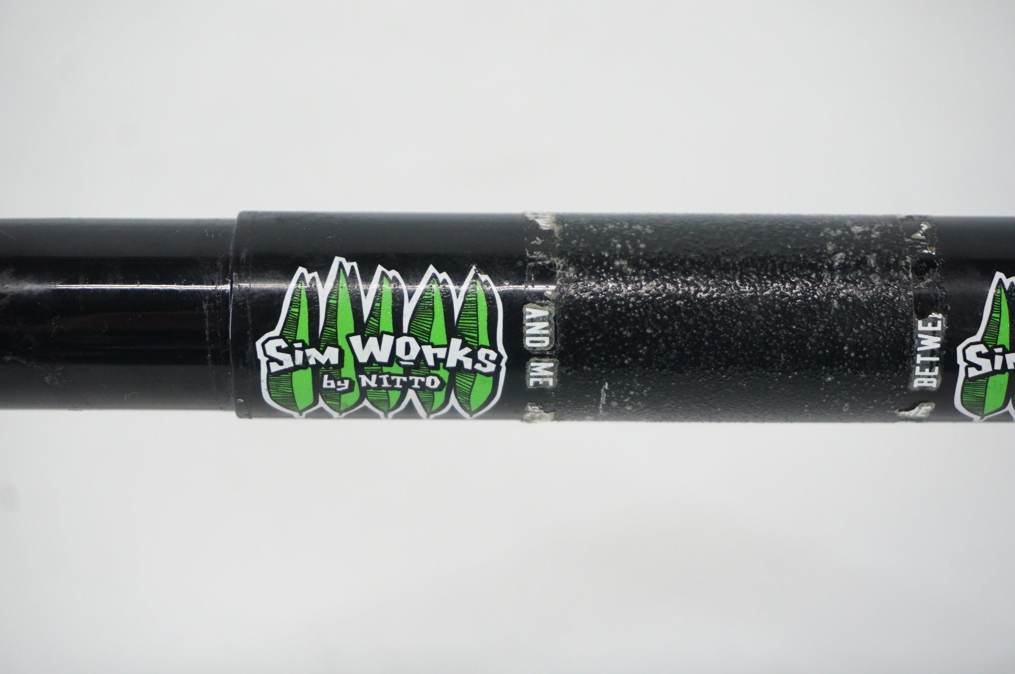 SIM WORKS 「シムワークス」 To Smile Bar Φ25.4 520mm ハンドル